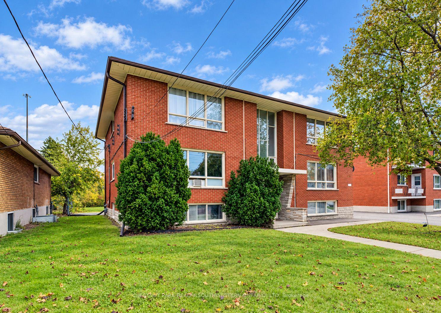 Photo 2 of 105 Dixon Street, Kitchener, Rockway — HOMEH