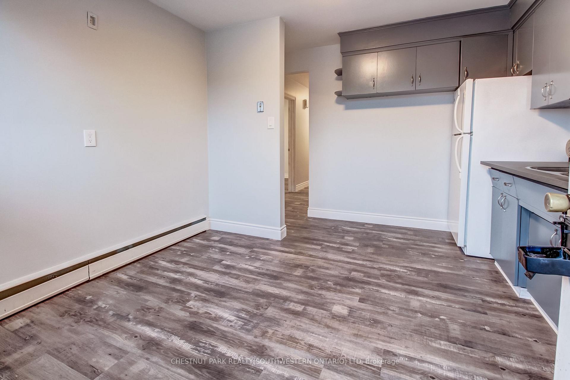 Photo 6 of 105 Dixon Street, Kitchener, Rockway — HOMEH