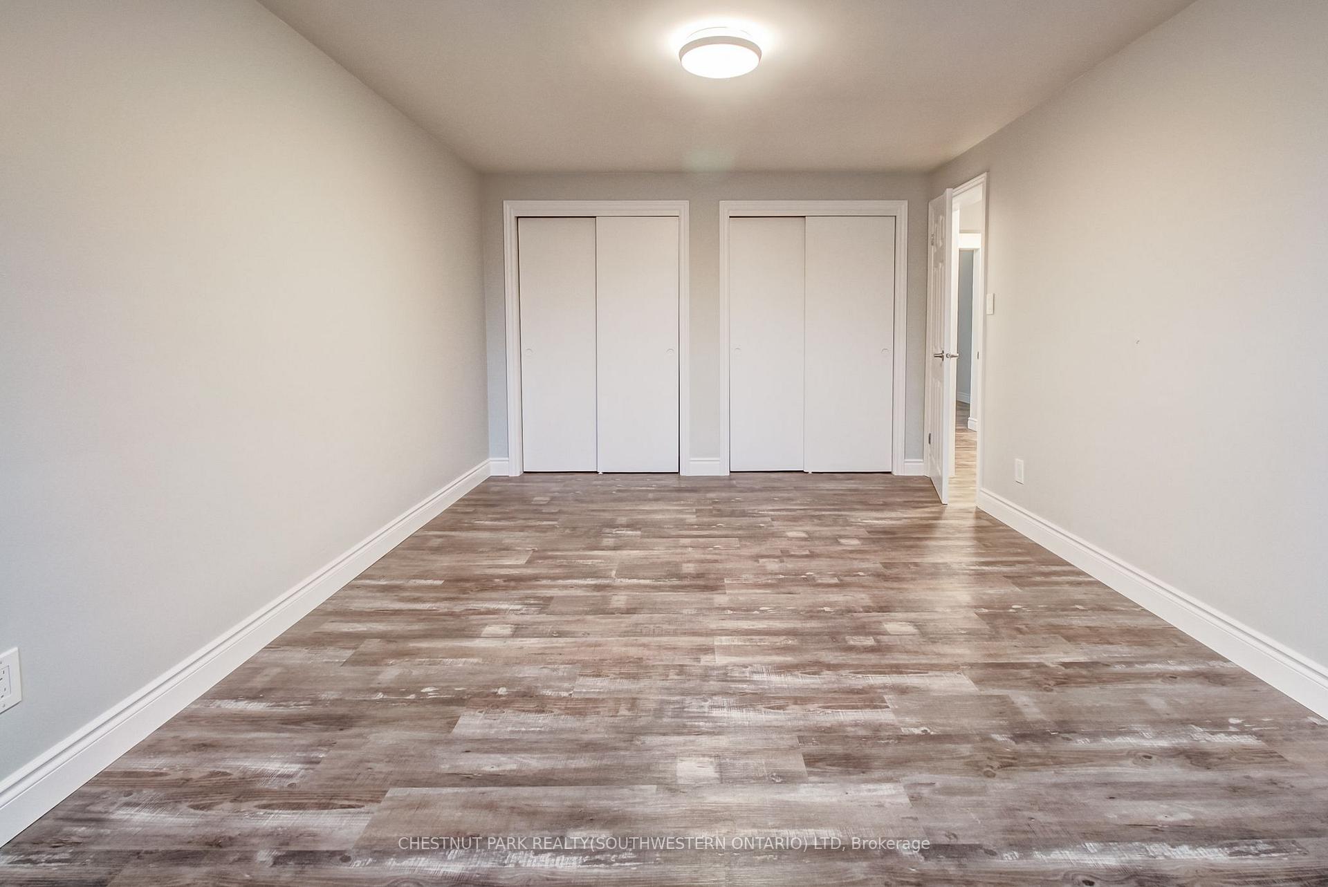 Photo 37 of 105 Dixon Street, Kitchener, Rockway — HOMEH