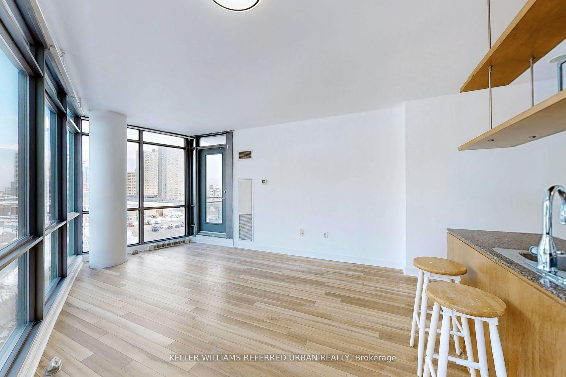 Photo 4 of Unit 708, 3 Navy Wharf Court, Toronto, Waterfront Communities — HOMEH