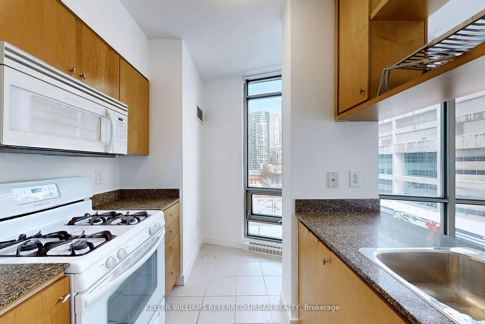Photo 8 of Unit 708, 3 Navy Wharf Court, Toronto, Waterfront Communities — HOMEH