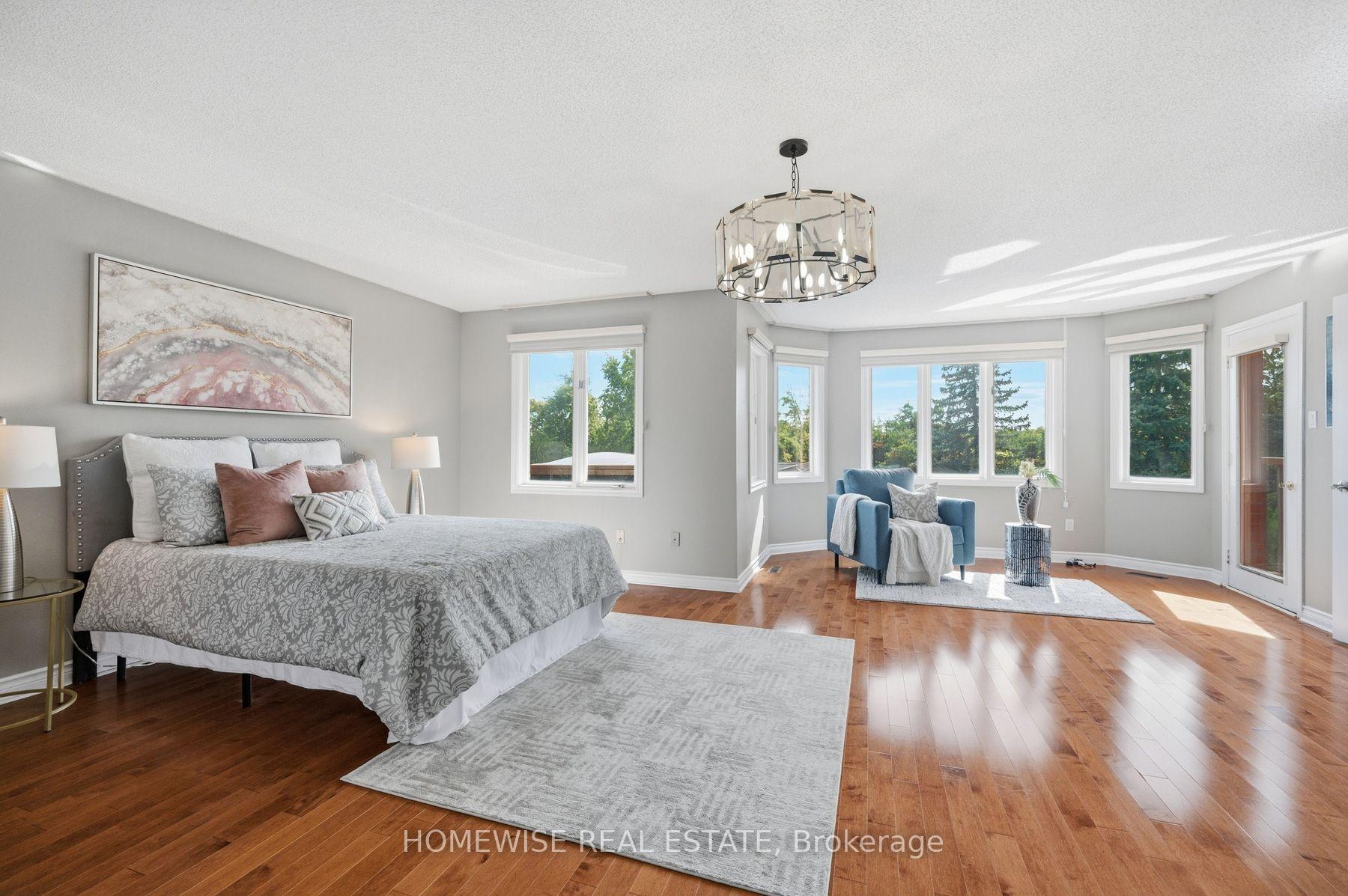 Photo 18 of 5859 Riverside Place, Mississauga, East Credit — HOMEH