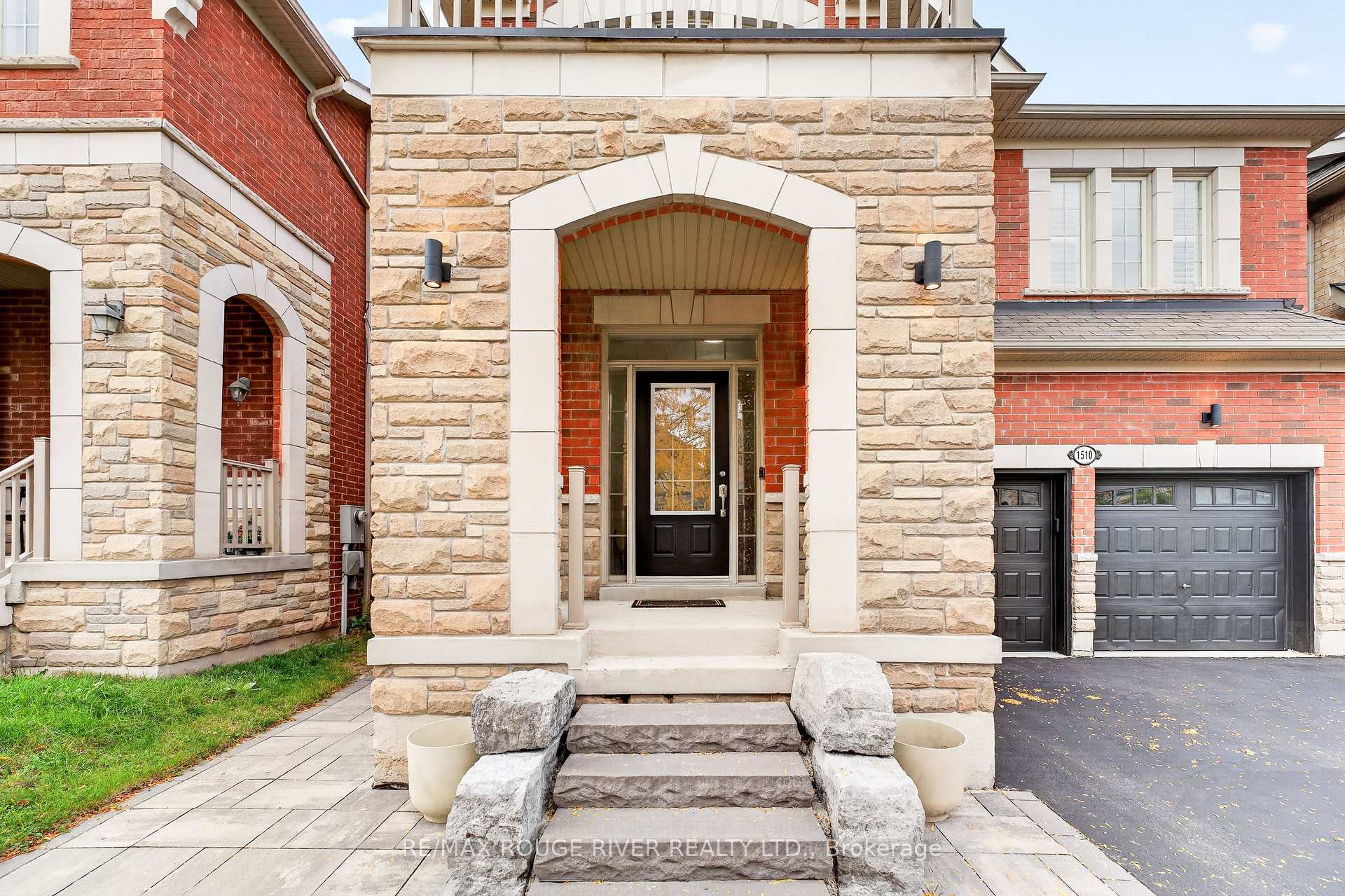 Photo 3 of 1510 Elmsley Drive, Pickering, Duffin Heights — HOMEH