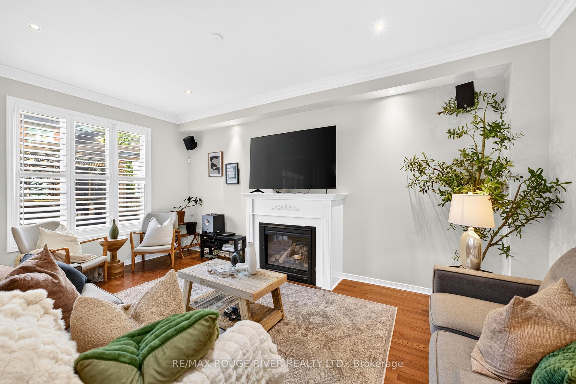 Photo 4 of 1510 Elmsley Drive, Pickering, Duffin Heights — HOMEH