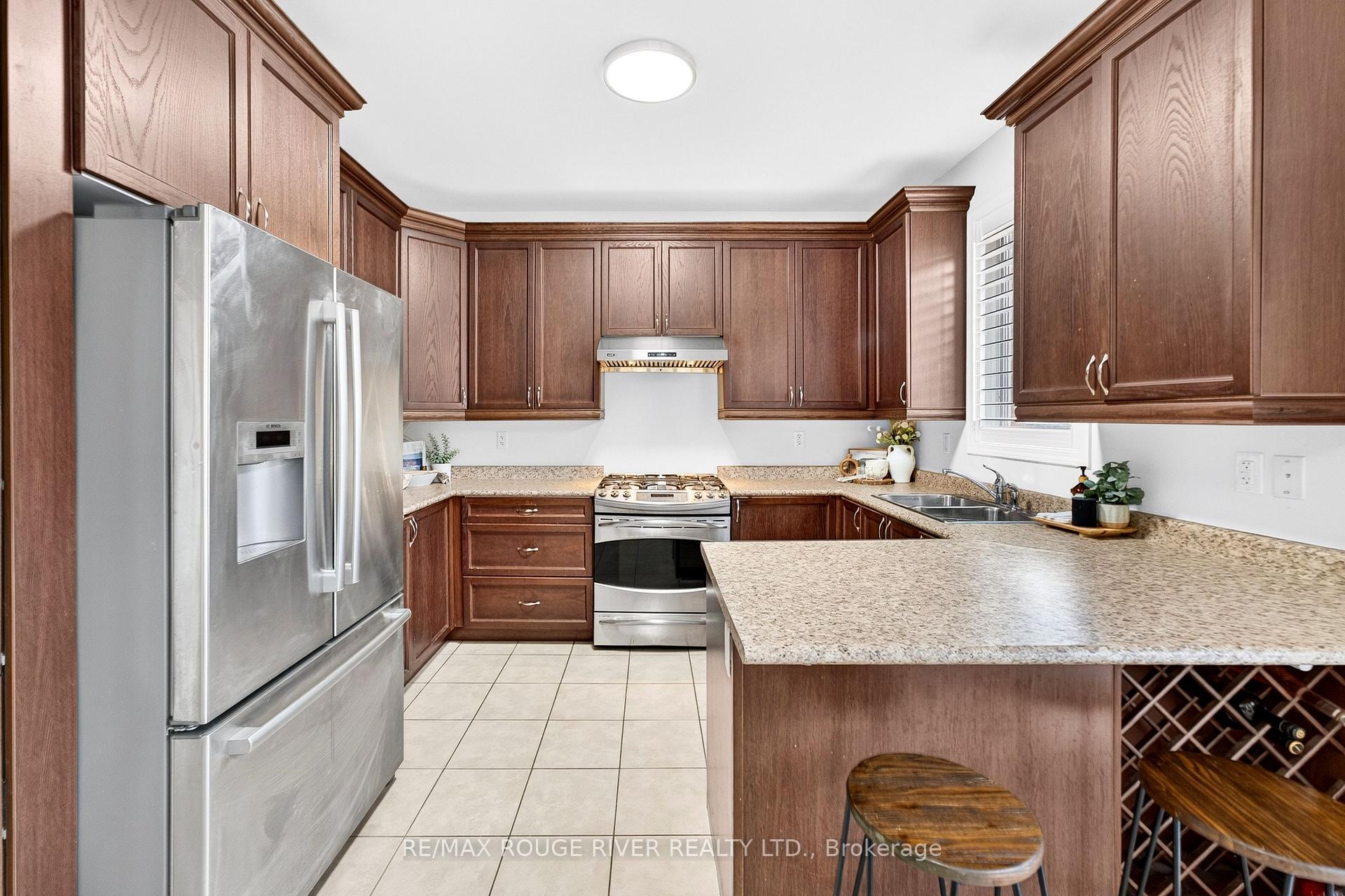 Photo 7 of 1510 Elmsley Drive, Pickering, Duffin Heights — HOMEH