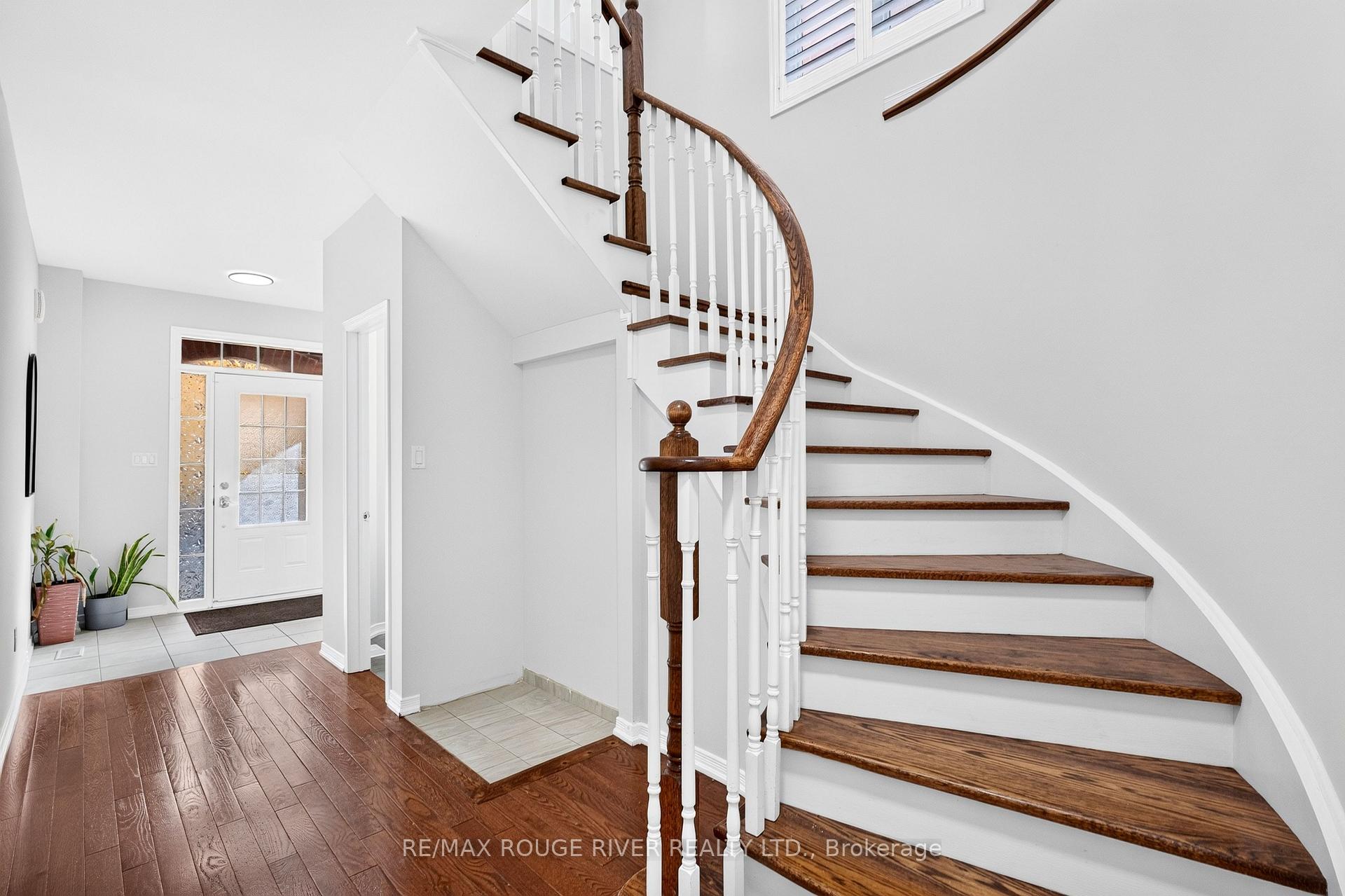 Photo 13 of 1510 Elmsley Drive, Pickering, Duffin Heights — HOMEH