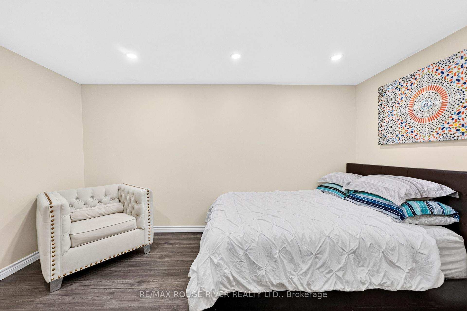 Photo 35 of 1510 Elmsley Drive, Pickering, Duffin Heights — HOMEH