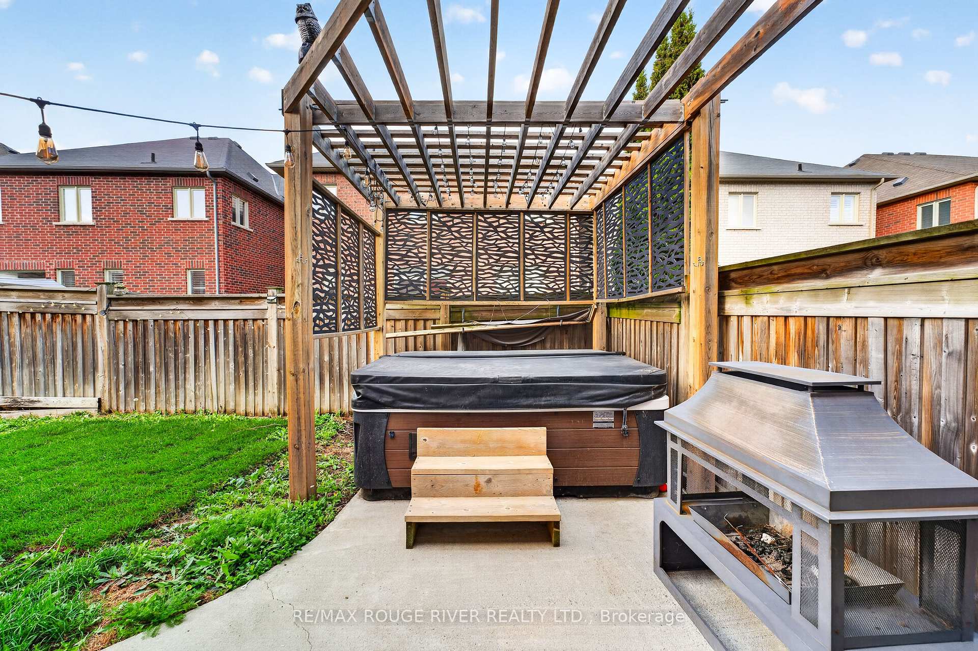 Photo 40 of 1510 Elmsley Drive, Pickering, Duffin Heights — HOMEH