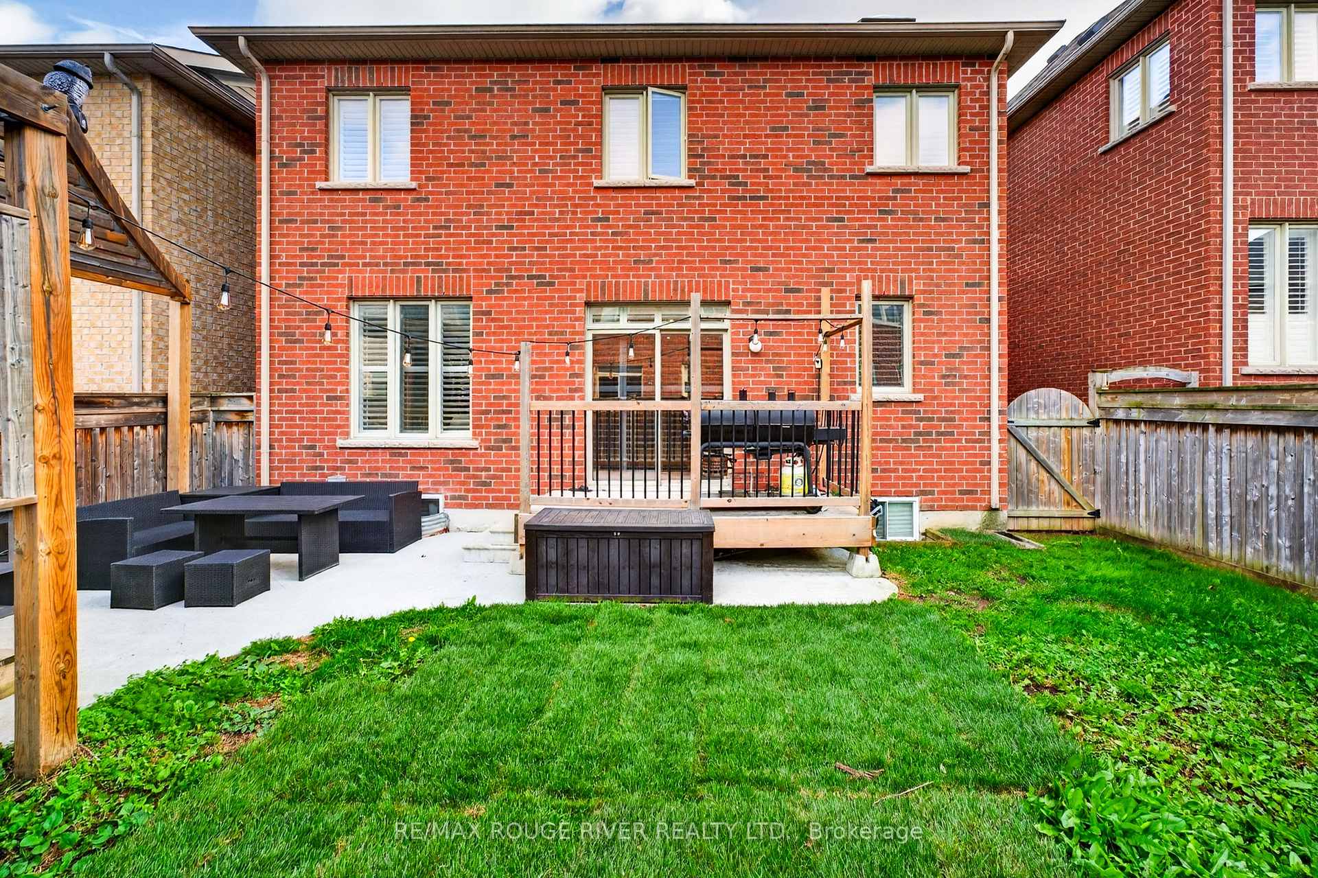 Photo 42 of 1510 Elmsley Drive, Pickering, Duffin Heights — HOMEH