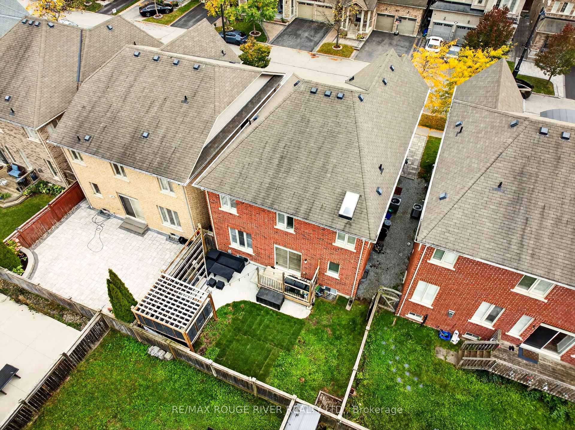 Photo 43 of 1510 Elmsley Drive, Pickering, Duffin Heights — HOMEH