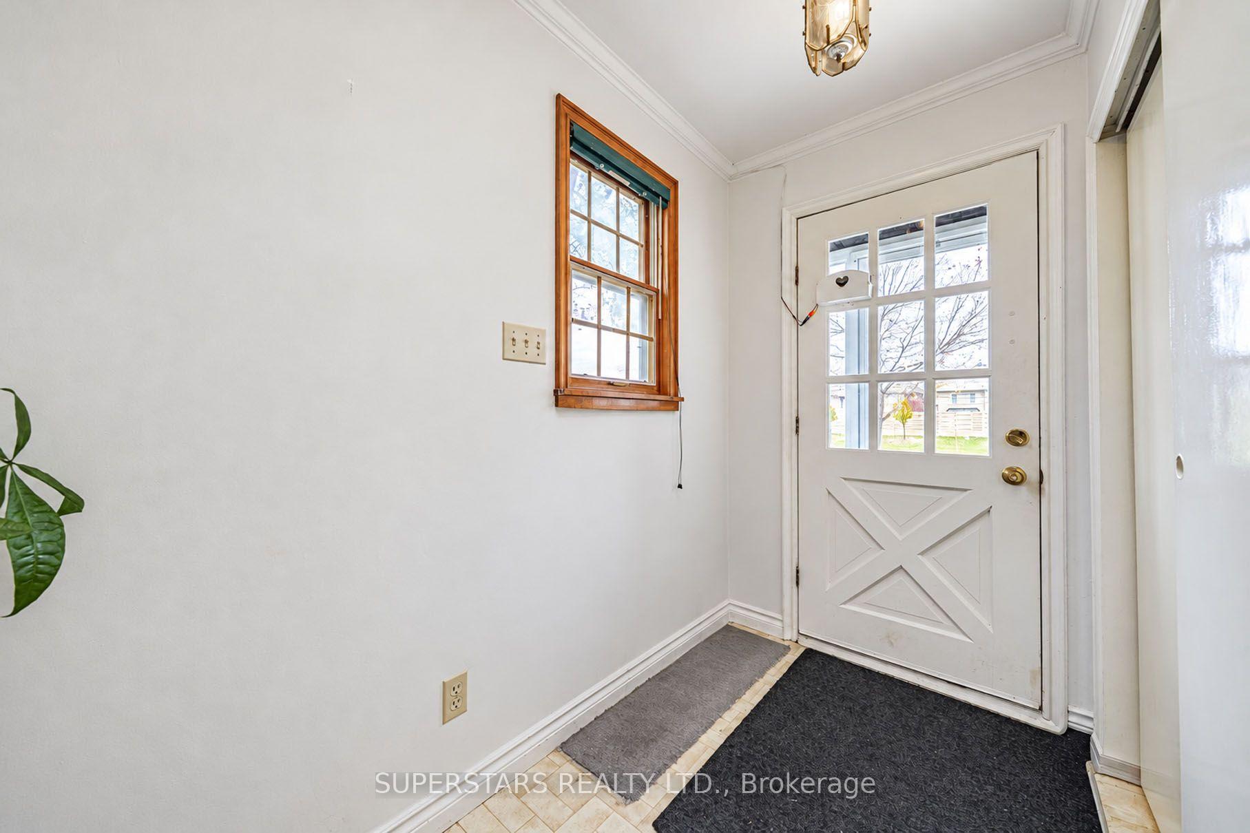 Photo 4 of 17450 Bathurst Street, King, Rural King — HOMEH