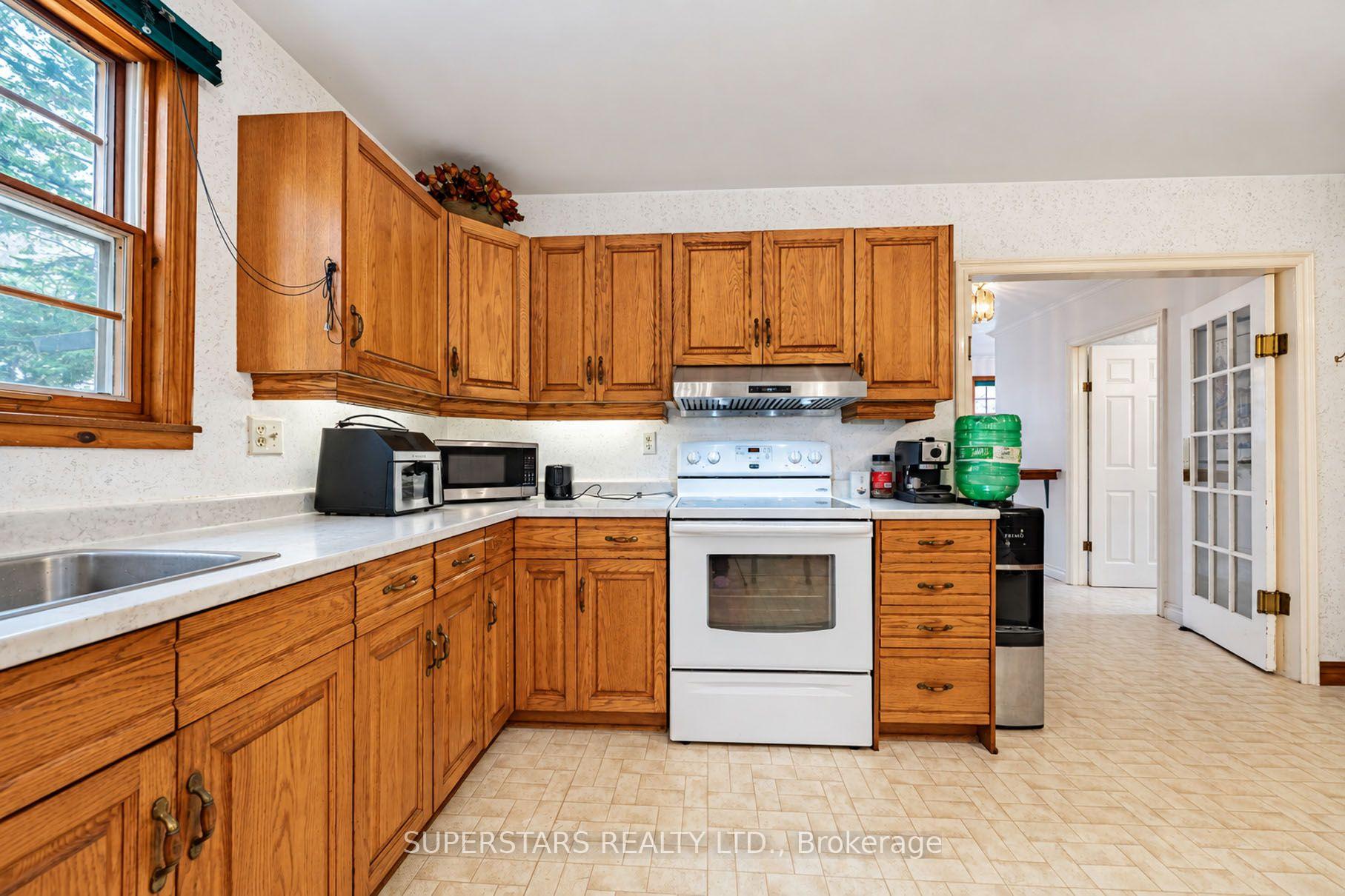 Photo 5 of 17450 Bathurst Street, King, Rural King — HOMEH