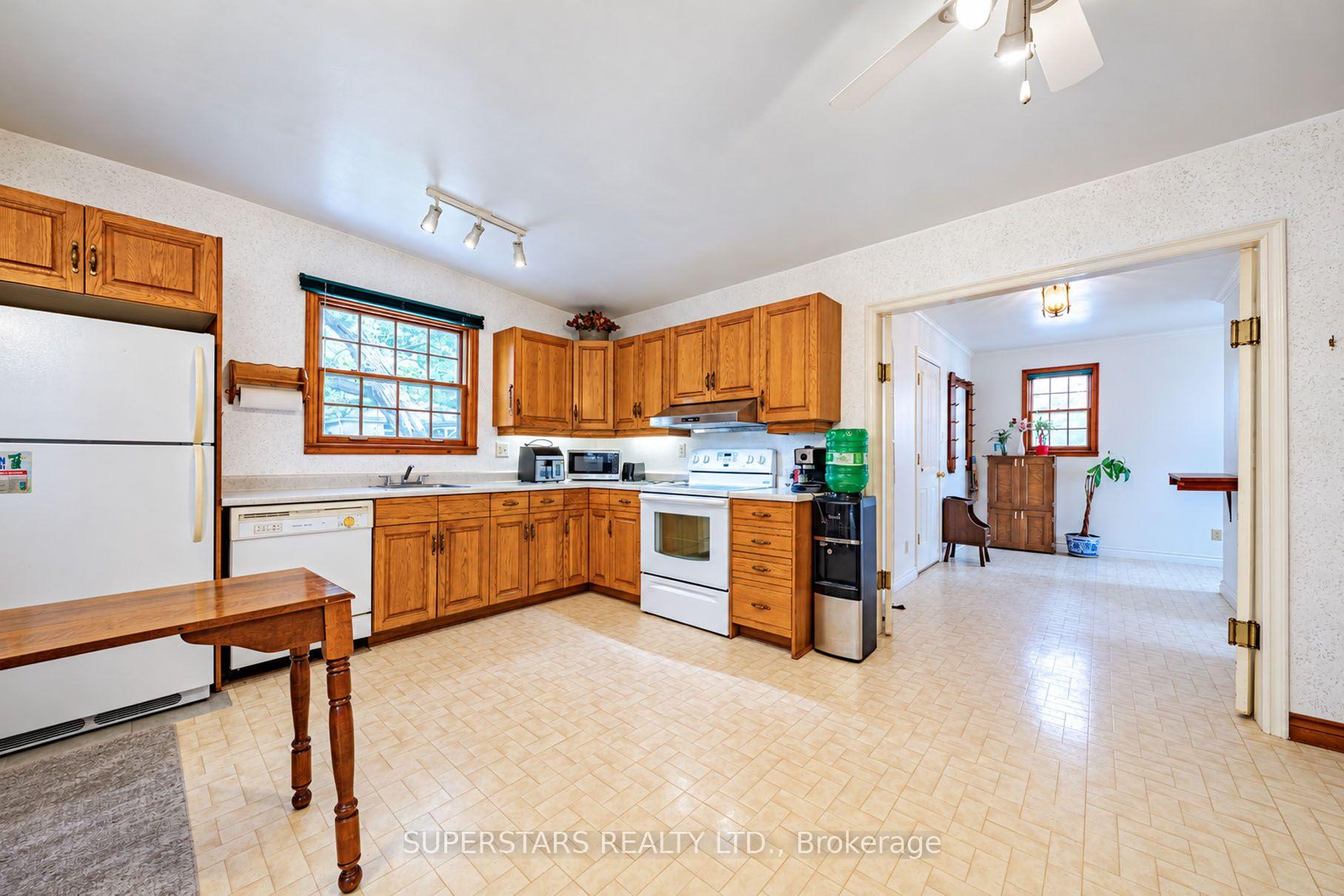 Photo 6 of 17450 Bathurst Street, King, Rural King — HOMEH