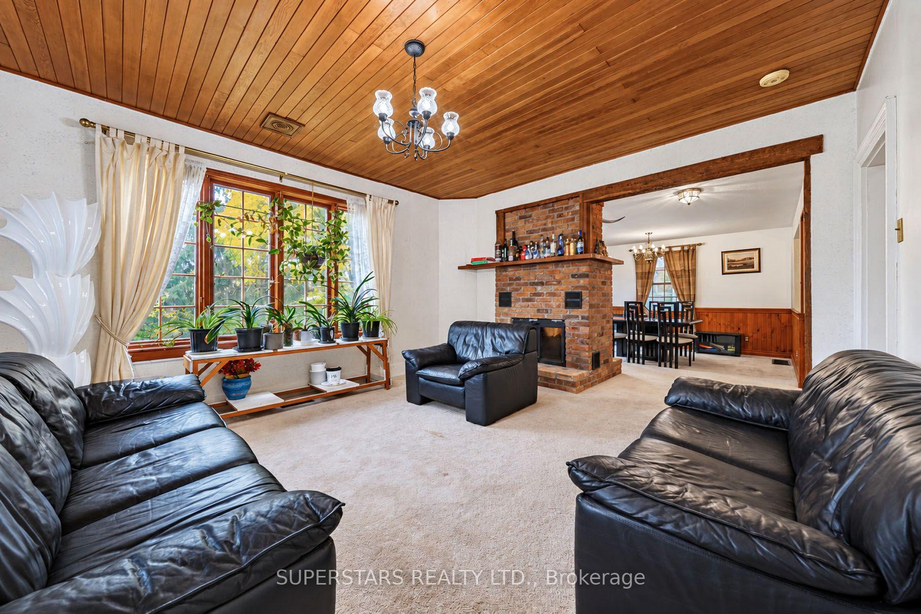 Photo 11 of 17450 Bathurst Street, King, Rural King — HOMEH