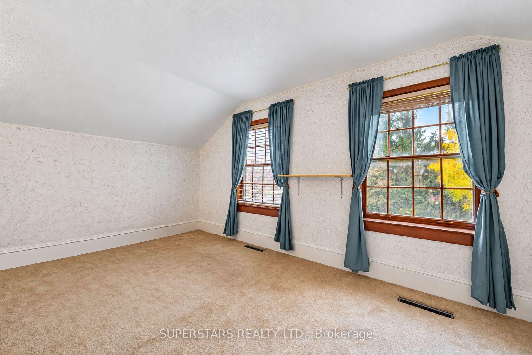 Photo 17 of 17450 Bathurst Street, King, Rural King — HOMEH