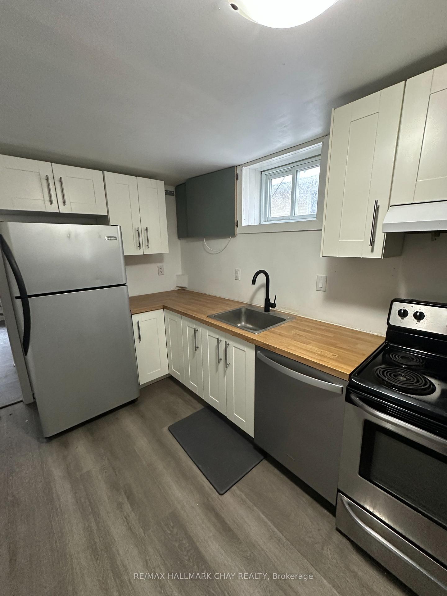 Photo 2 of Unit Lower, 28 Carlton Road, Barrie, Cundles East — HOMEH