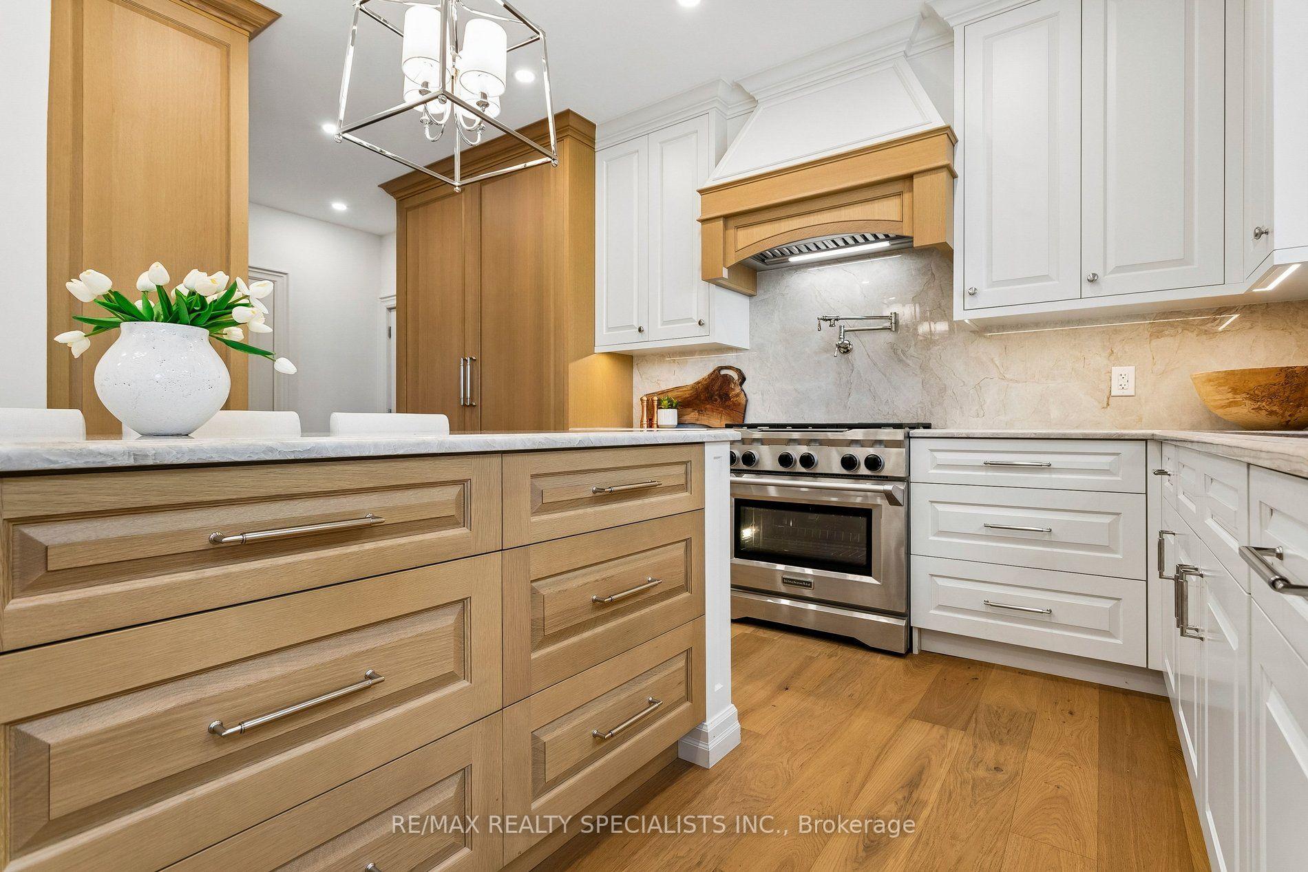 Photo 19 of 1309 Gatehouse Drive, Mississauga, Clarkson — HOMEH