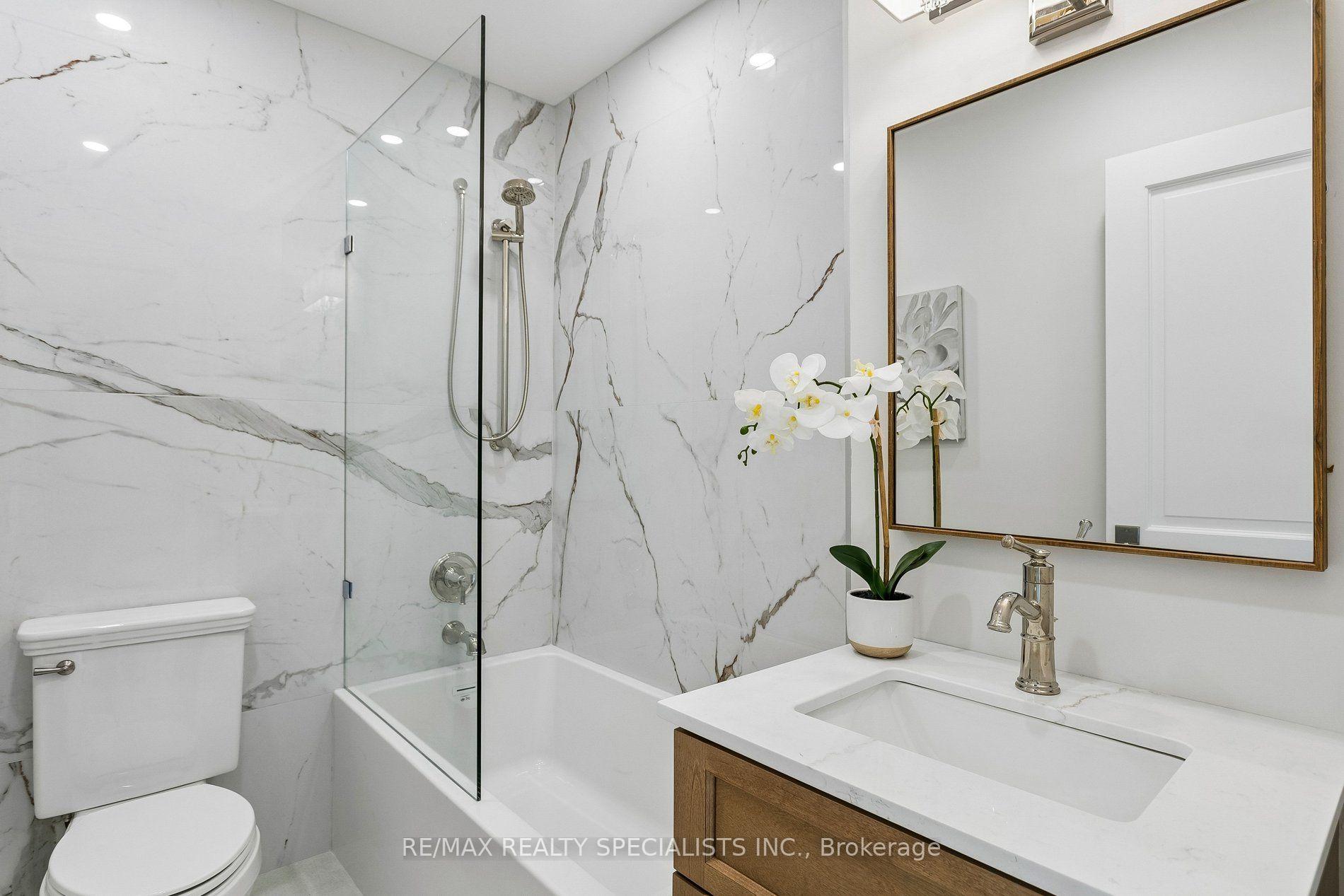 Photo 35 of 1309 Gatehouse Drive, Mississauga, Clarkson — HOMEH