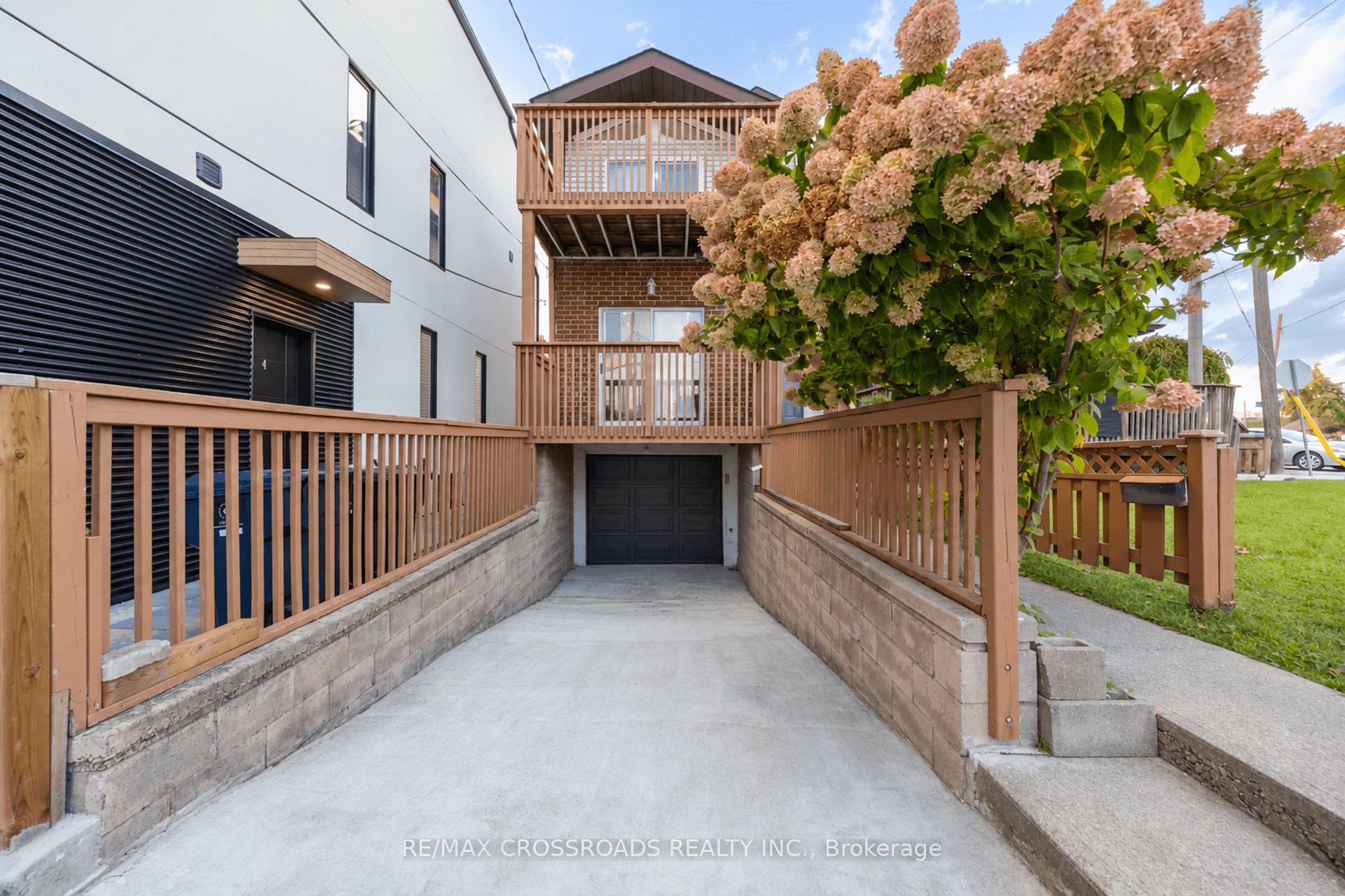 Photo 2 of 592A Danforth Road, Scarborough, Clairlea-Birchmount — HOMEH