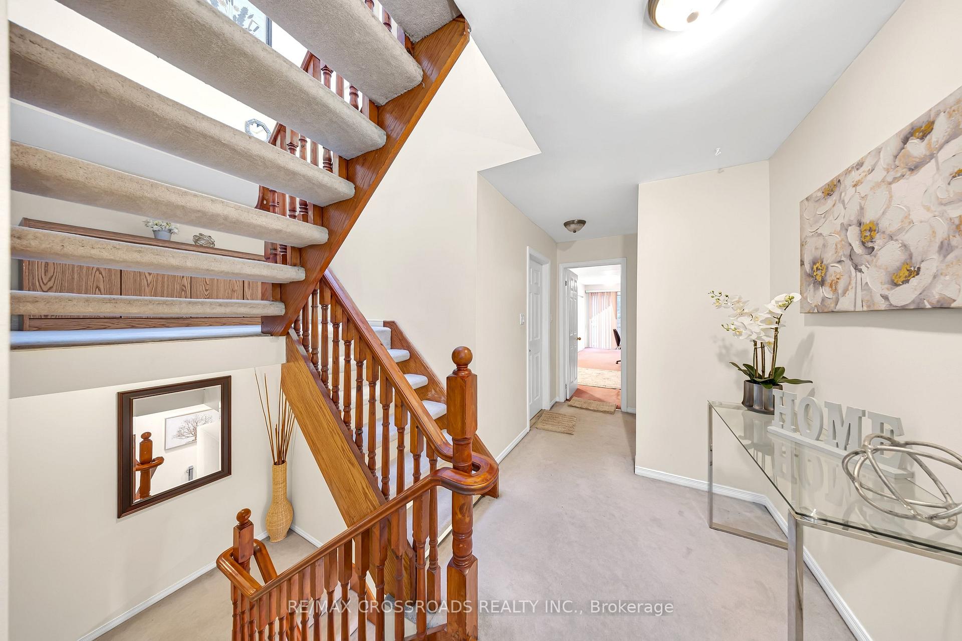Photo 16 of 592A Danforth Road, Scarborough, Clairlea-Birchmount — HOMEH
