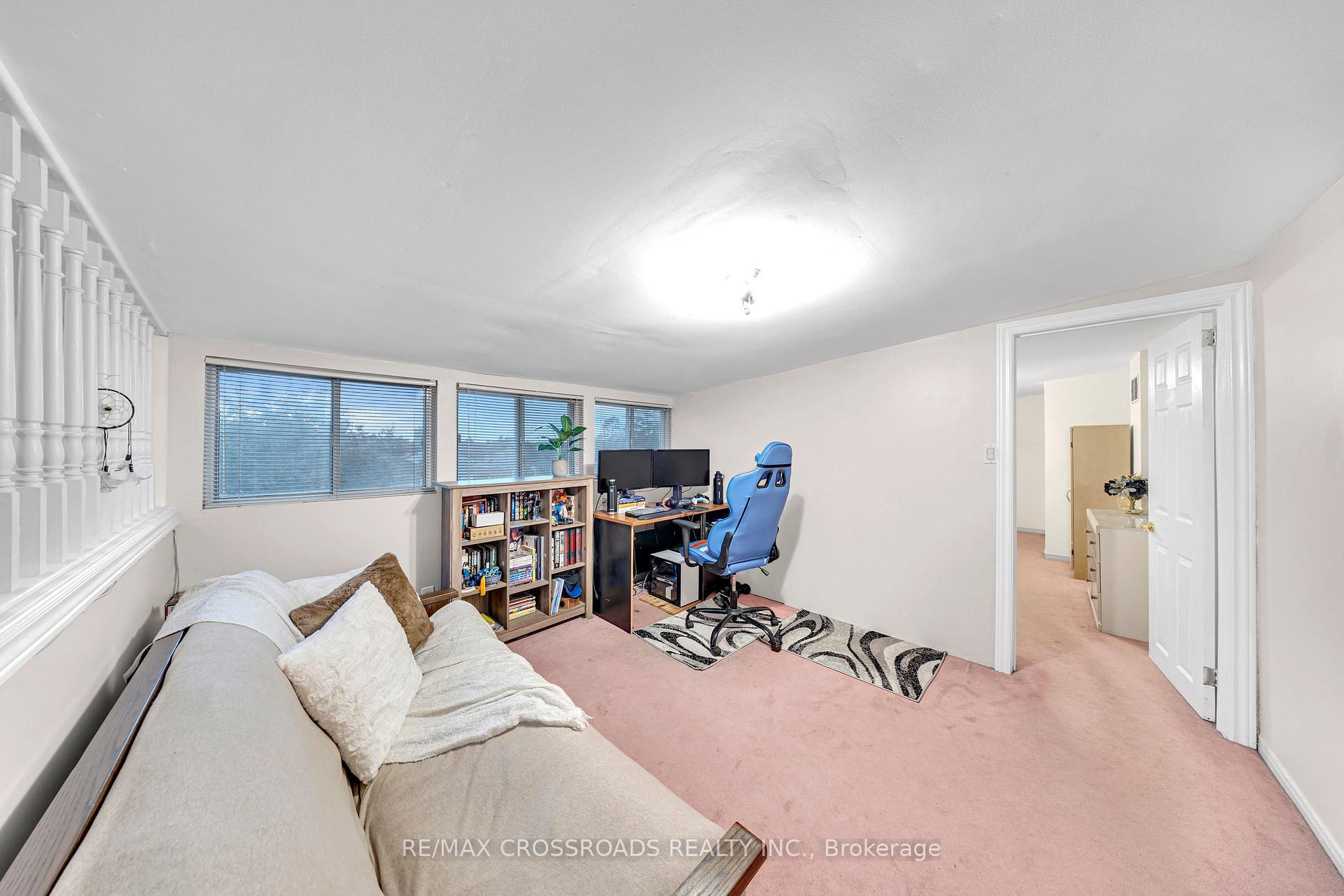 Photo 24 of 592A Danforth Road, Scarborough, Clairlea-Birchmount — HOMEH