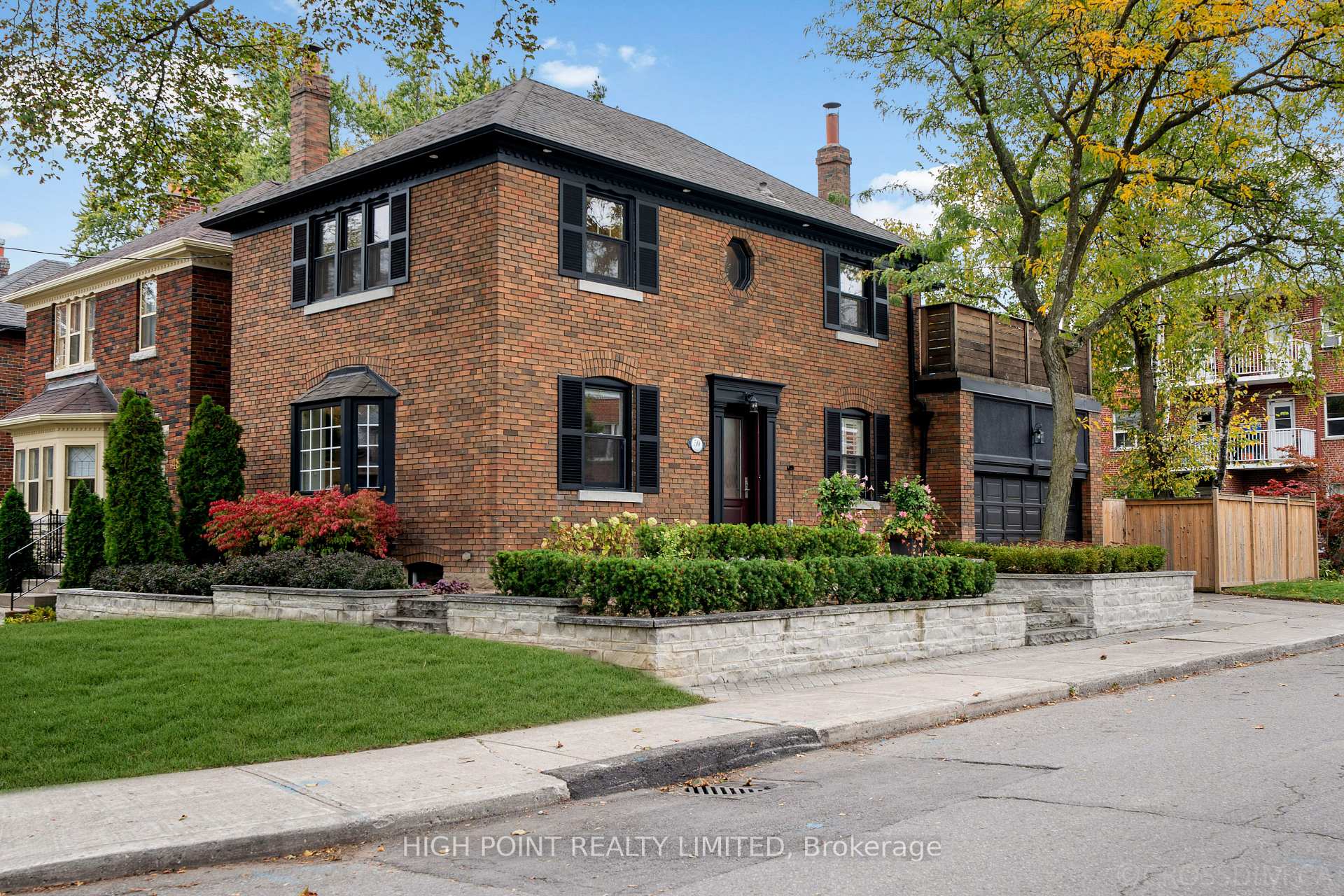 Photo 3 of 50 Leadale Avenue, Toronto, Leaside — HOMEH