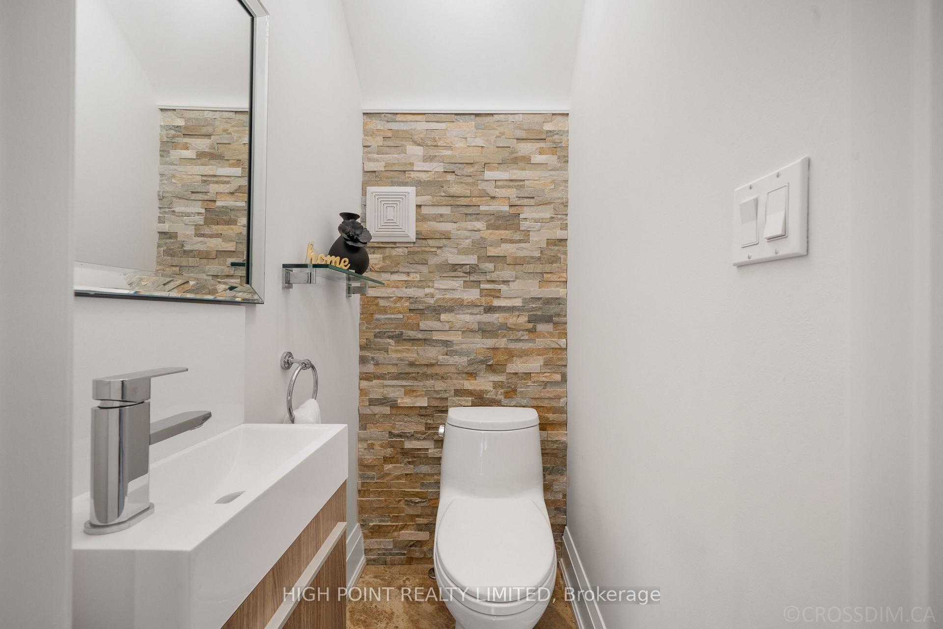 Photo 19 of 50 Leadale Avenue, Toronto, Leaside — HOMEH