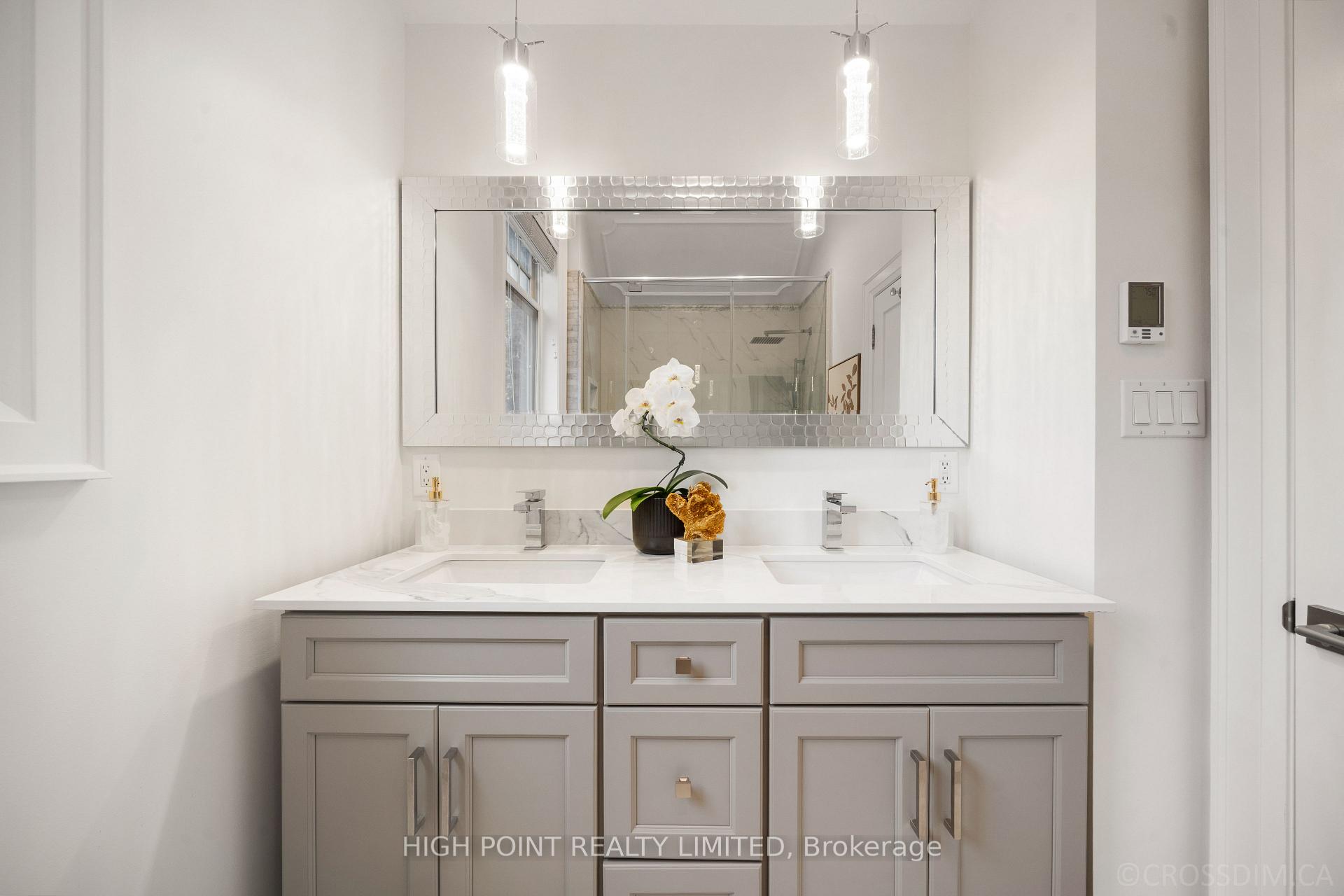 Photo 23 of 50 Leadale Avenue, Toronto, Leaside — HOMEH