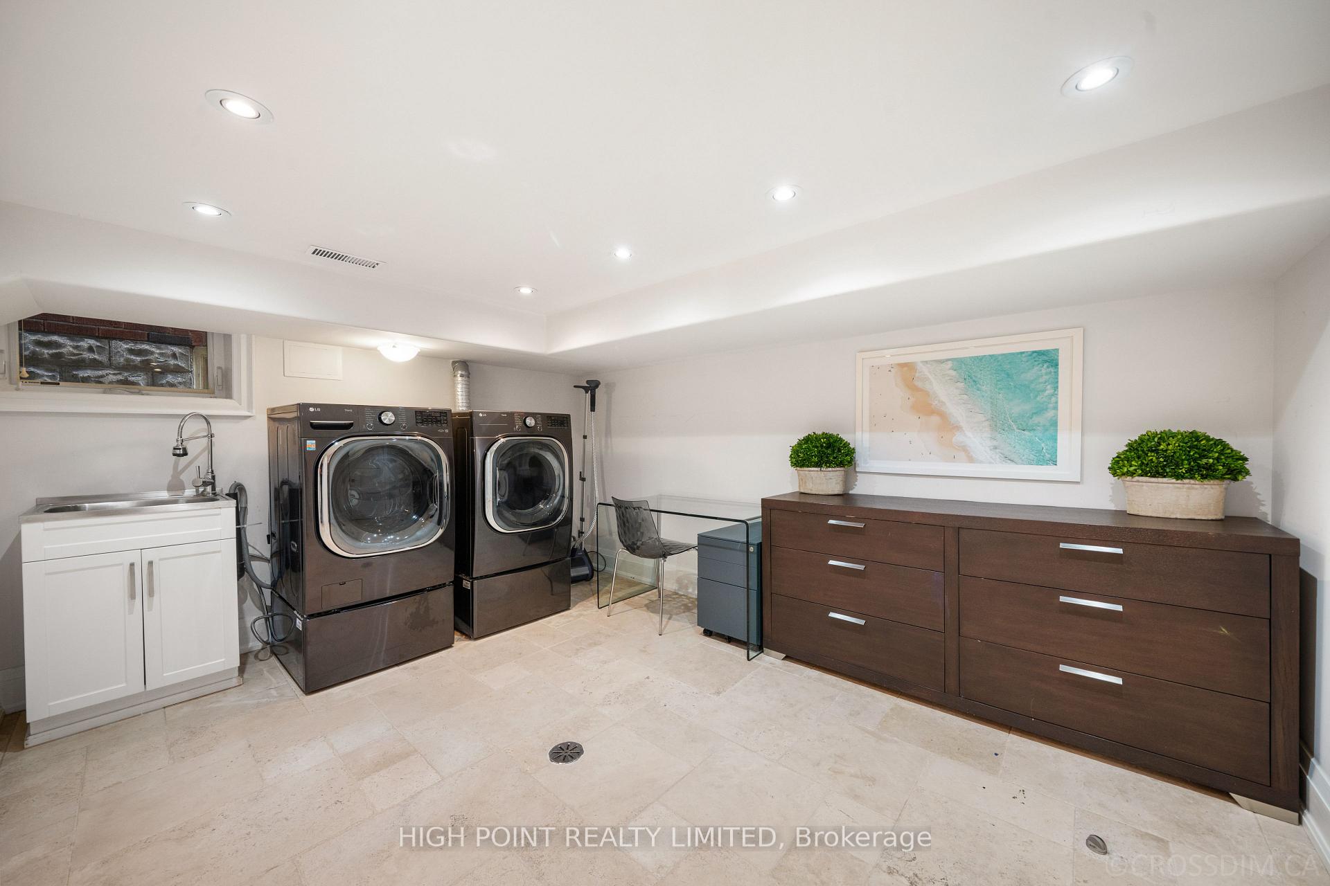 Photo 38 of 50 Leadale Avenue, Toronto, Leaside — HOMEH