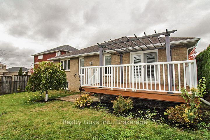 Photo 6 of 1682 Keppler Crescent, Peterborough, Monaghan Ward 2 — HOMEH
