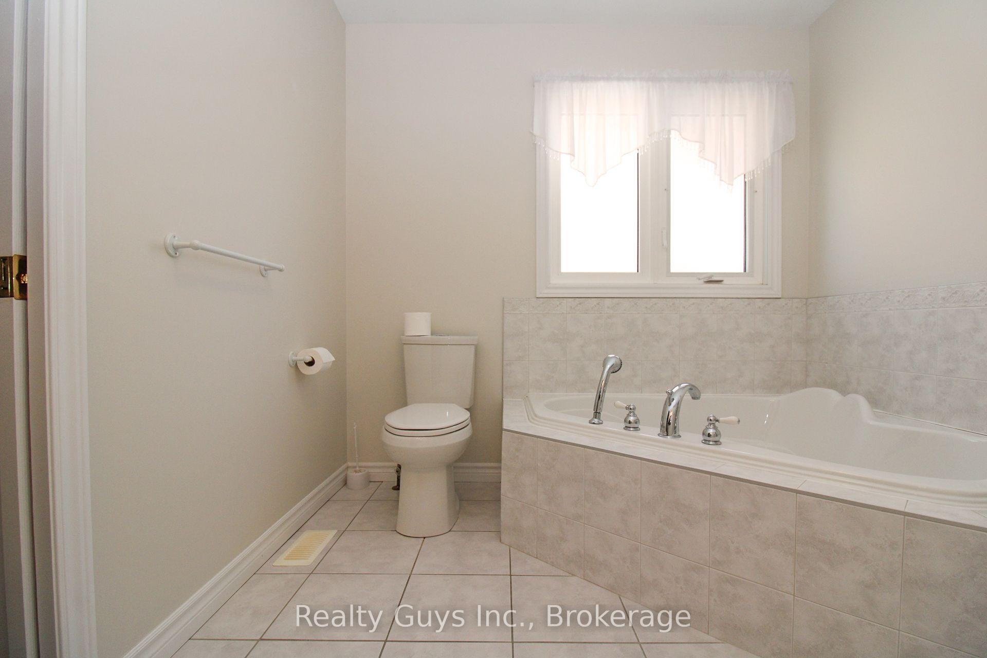 Photo 26 of 1682 Keppler Crescent, Peterborough, Monaghan Ward 2 — HOMEH