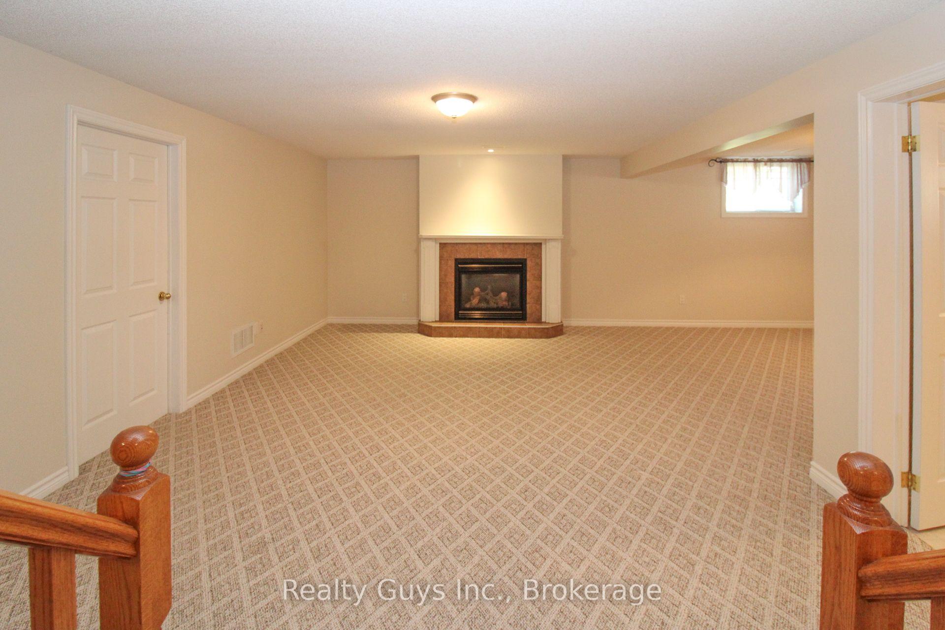 Photo 33 of 1682 Keppler Crescent, Peterborough, Monaghan Ward 2 — HOMEH