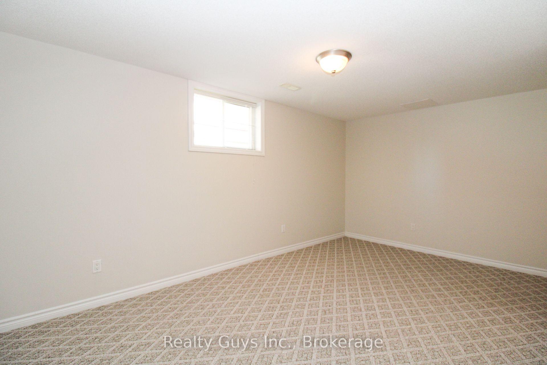 Photo 37 of 1682 Keppler Crescent, Peterborough, Monaghan Ward 2 — HOMEH