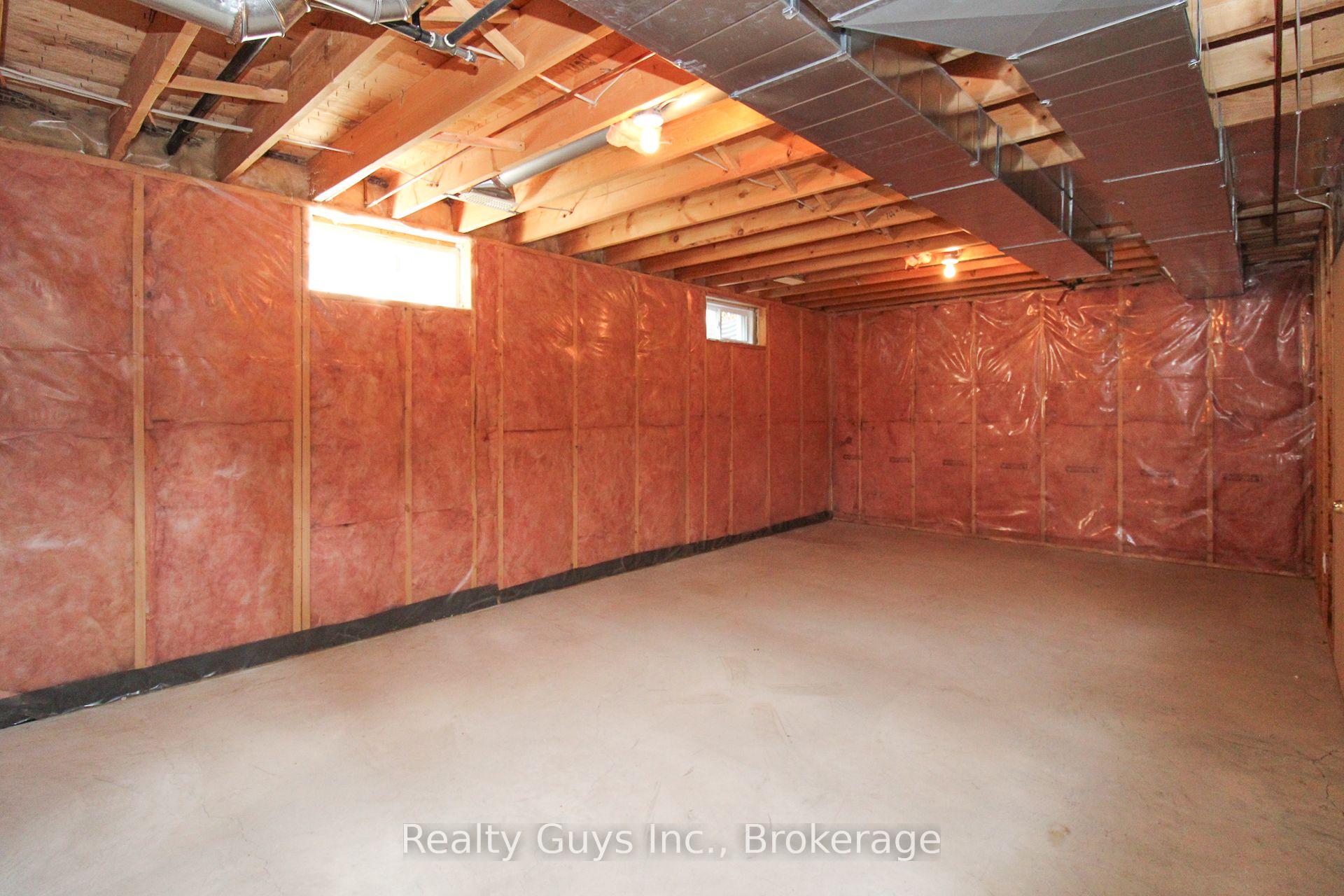 Photo 43 of 1682 Keppler Crescent, Peterborough, Monaghan Ward 2 — HOMEH