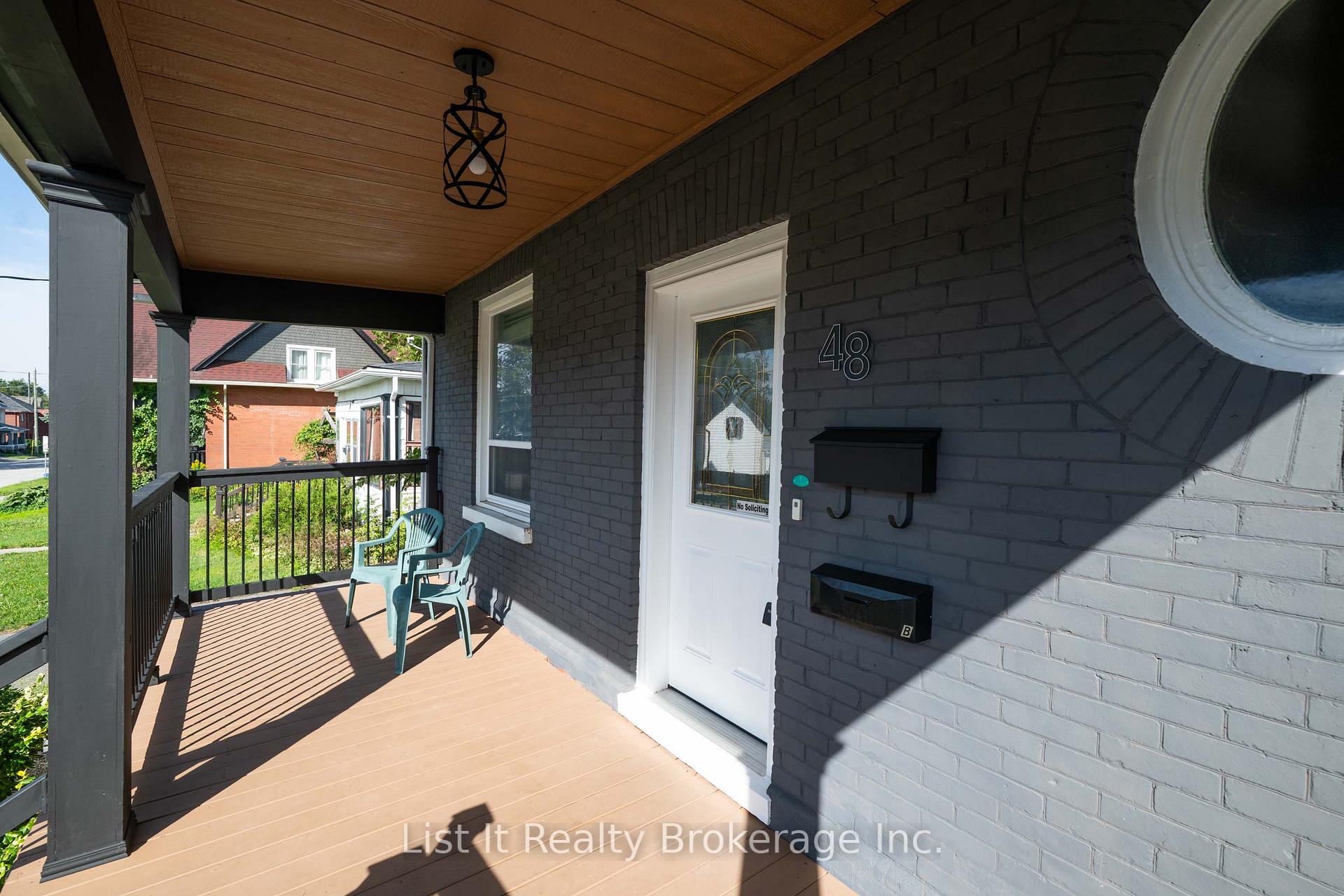Photo 4 of 48 Brock Street E, Oshawa, O'Neill — HOMEH