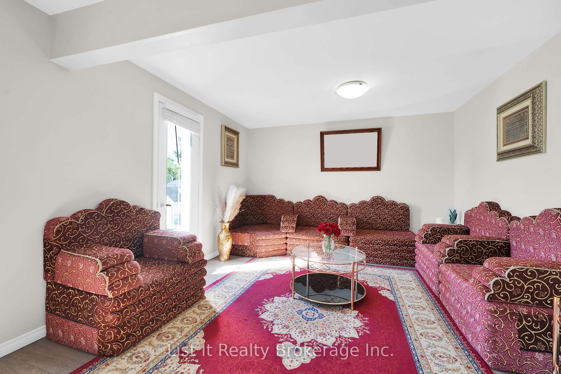 Photo 17 of 48 Brock Street E, Oshawa, O'Neill — HOMEH