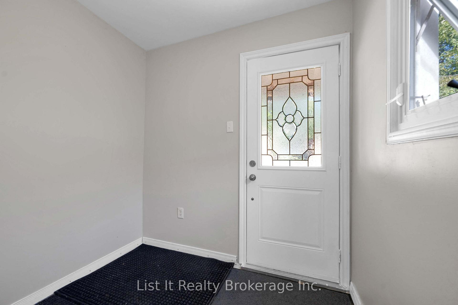 Photo 34 of 48 Brock Street E, Oshawa, O'Neill — HOMEH