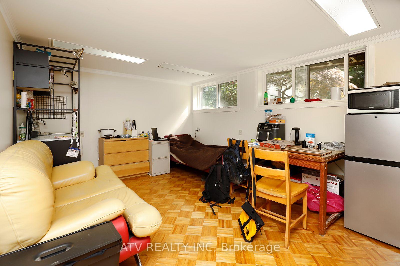 Photo 32 of 235 Saint Marks Road, Toronto, Lambton Baby Point — HOMEH