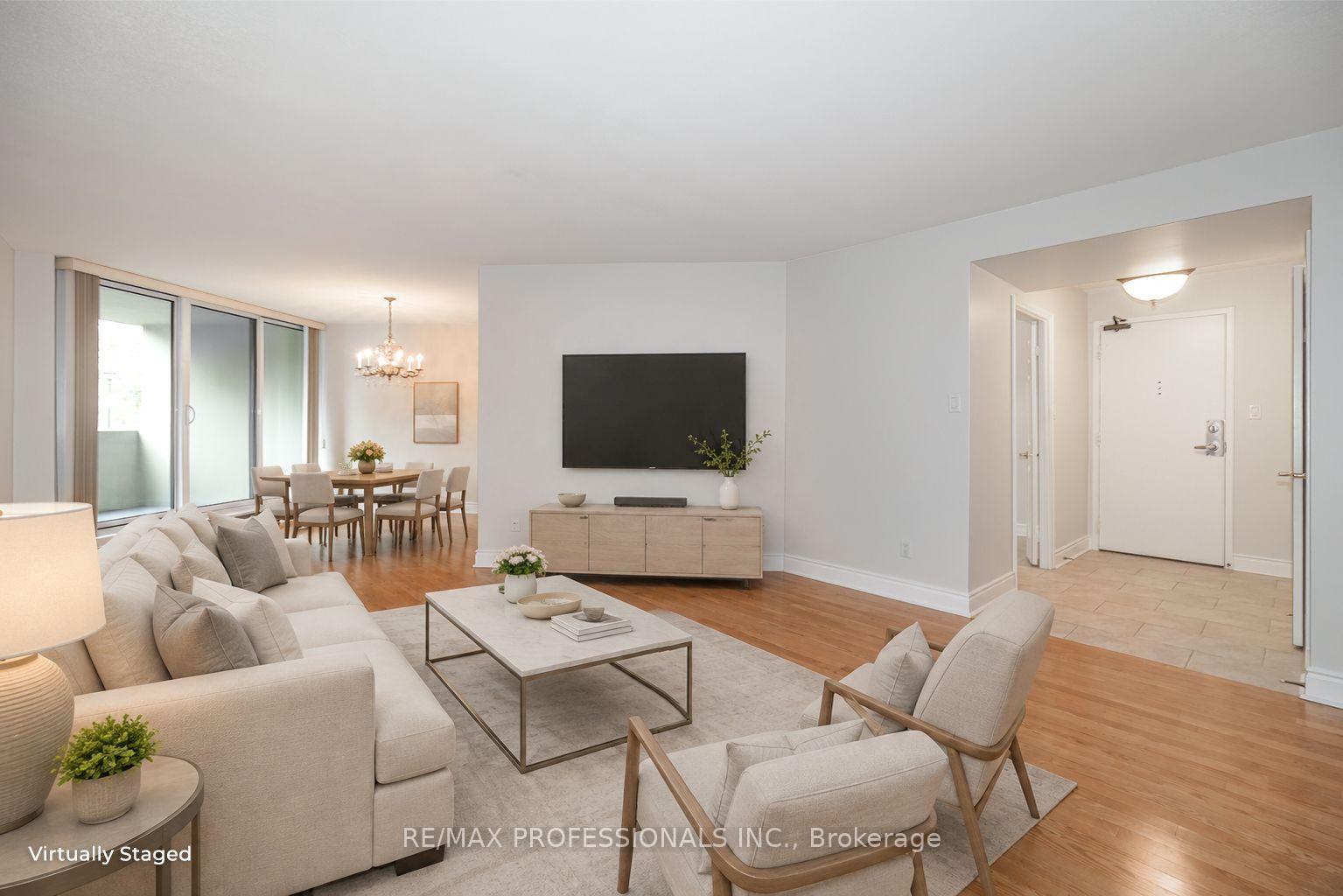 Photo 5 of Unit 105, 95 La Rose Avenue, Etobicoke, Humber Heights — HOMEH