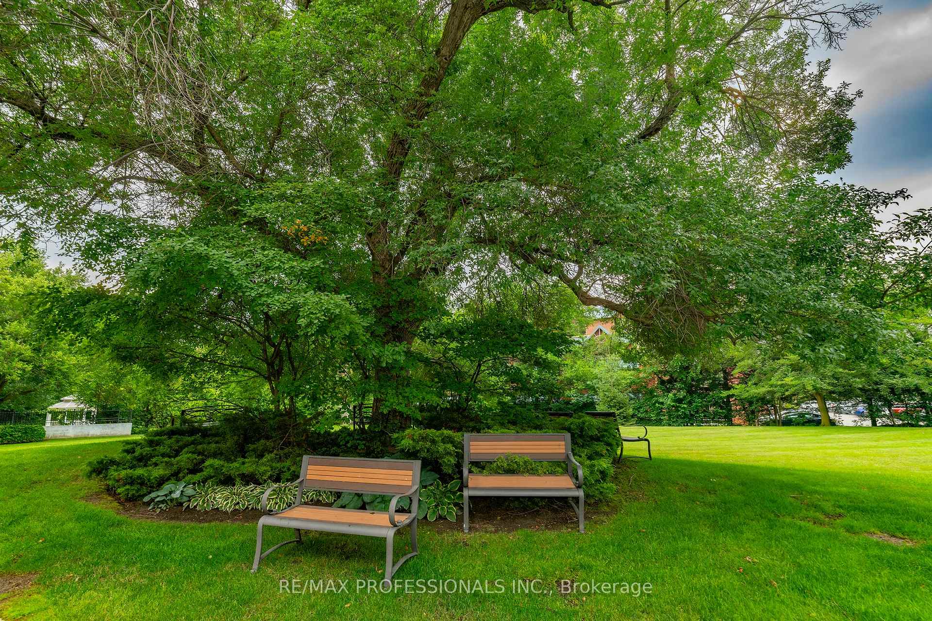 Photo 32 of Unit 105, 95 La Rose Avenue, Etobicoke, Humber Heights — HOMEH