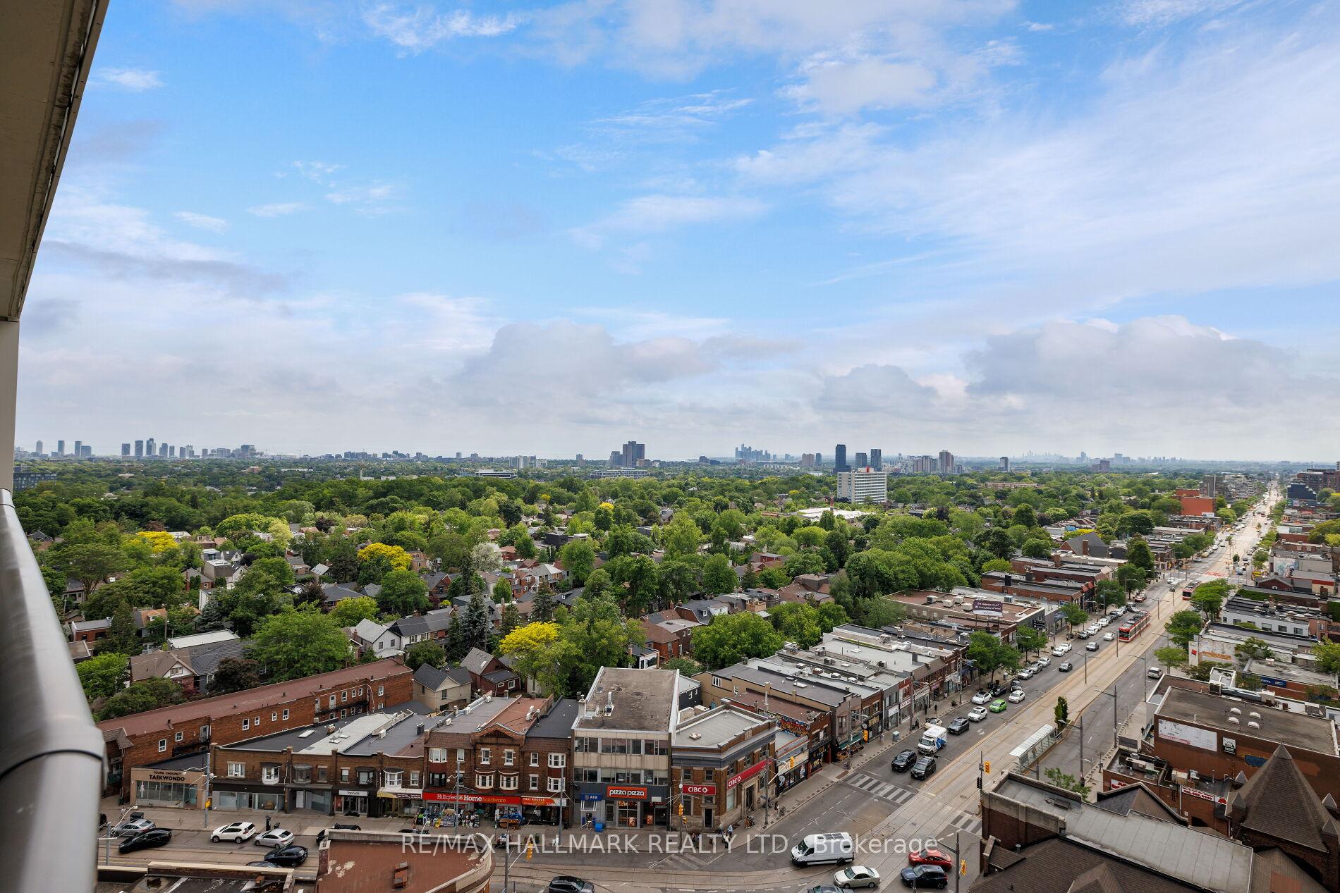 Photo of Unit 1401, 530 St Clair Avenue W