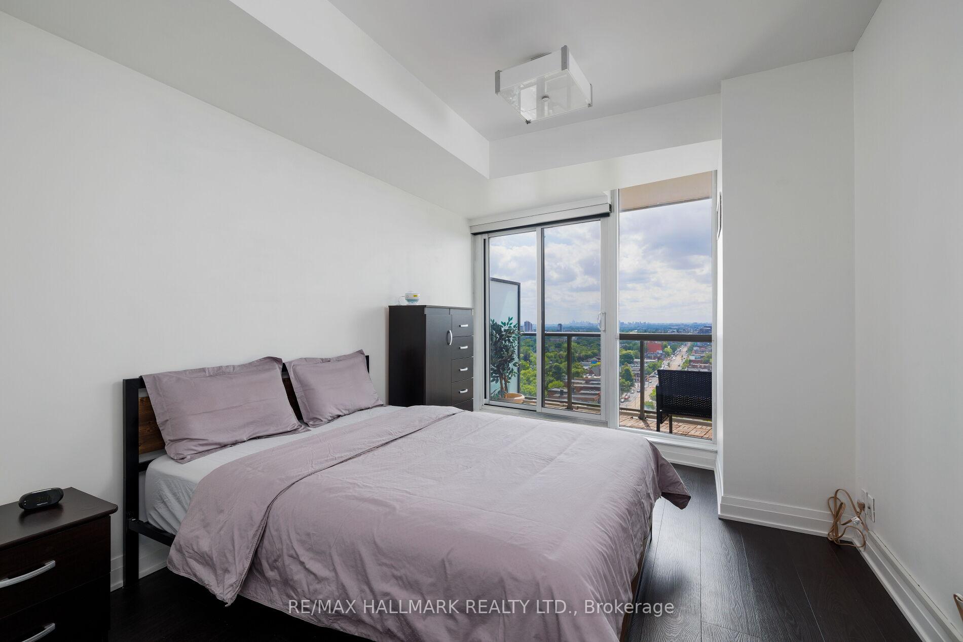 Photo 13 of Unit 1401, 530 St Clair Avenue W, Toronto, Humewood-Cedarvale — HOMEH