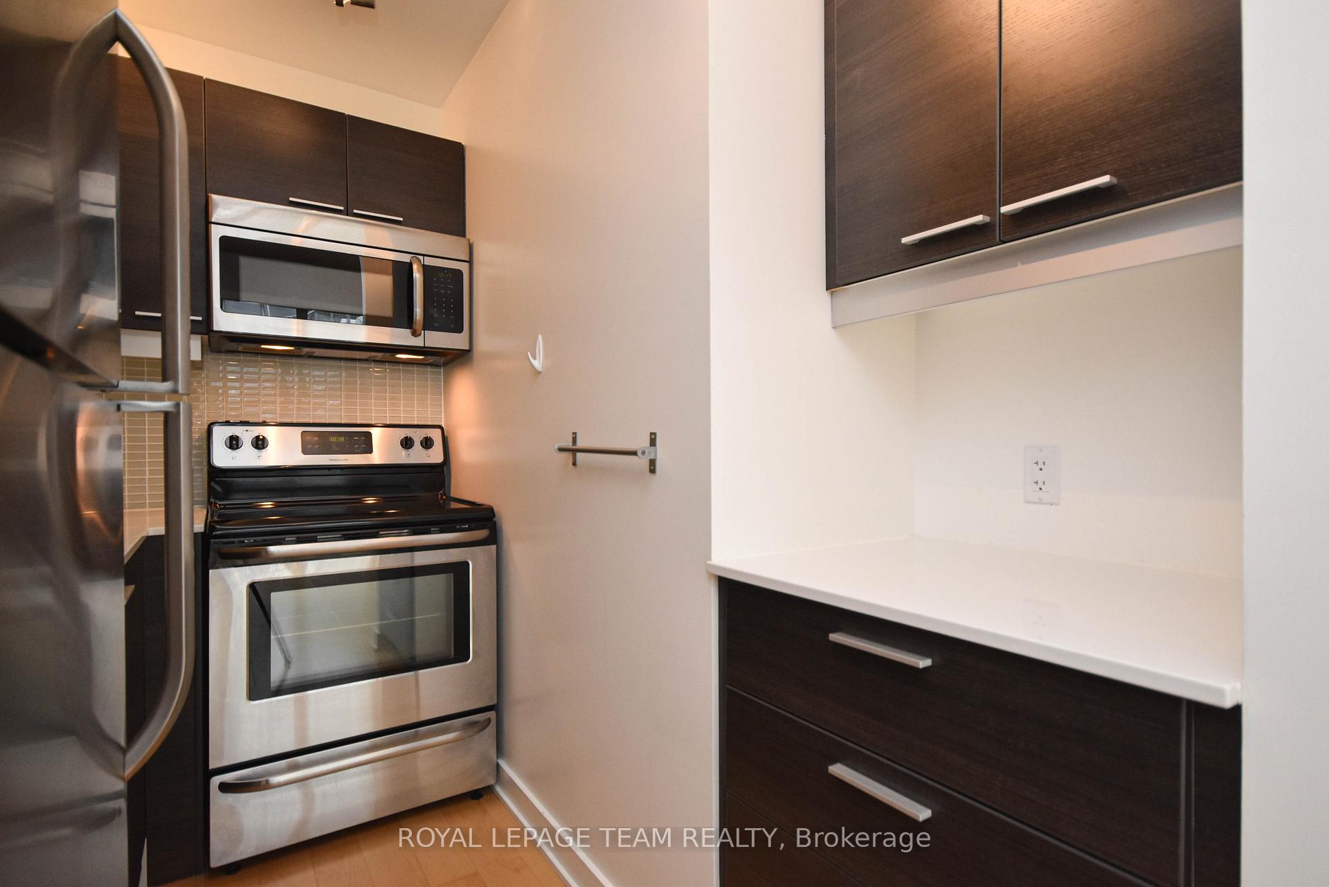 Photo 12 of Unit 726, 349 Mcleod Street, Ottawa, Ottawa Centre — HOMEH