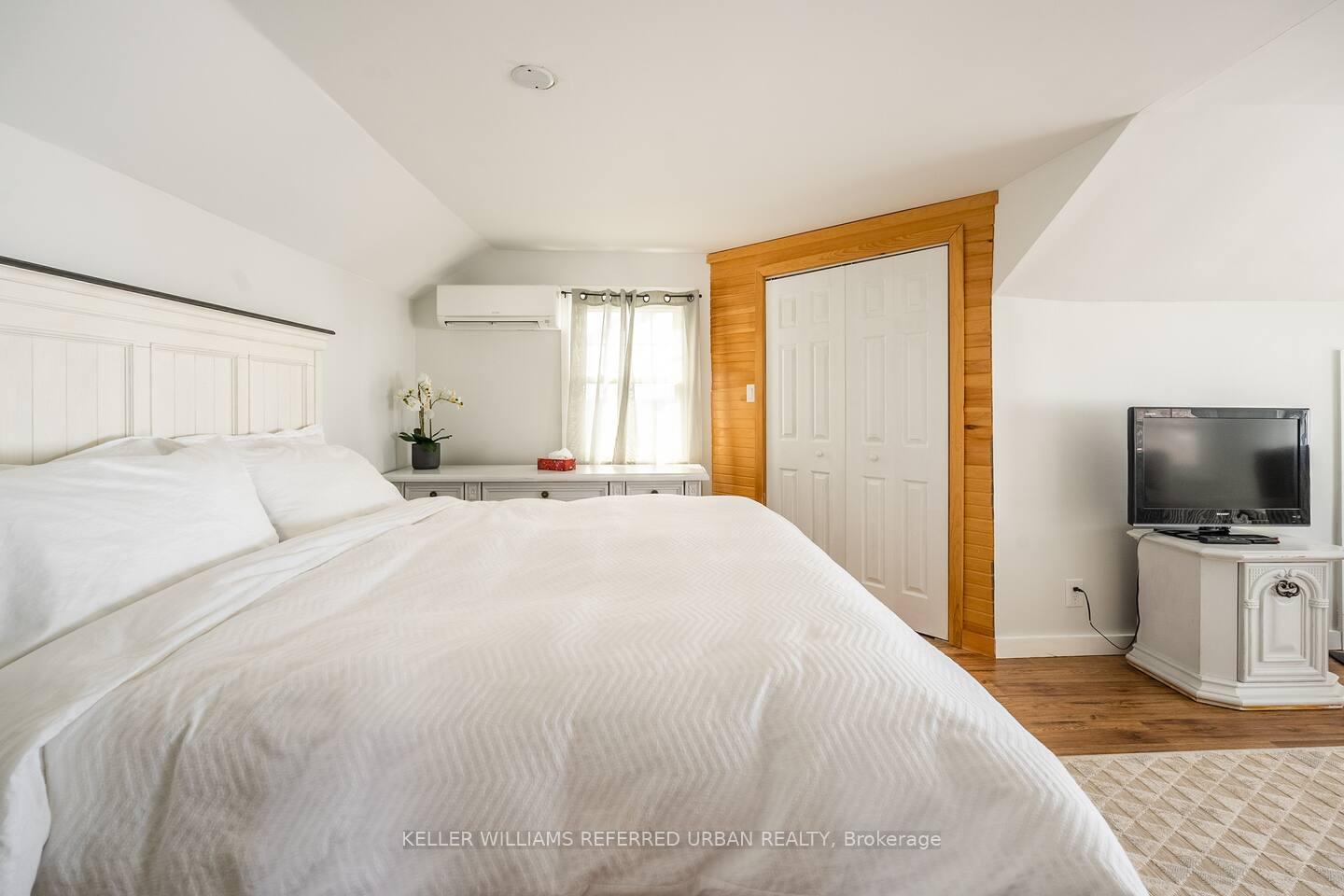 Photo 10 of 154 Morrison Avenue, Brock, Beaverton — HOMEH