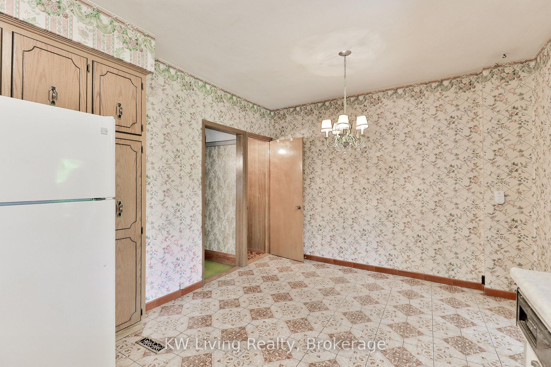 Photo 9 of 599 Durie Street, Toronto, Runnymede-Bloor West Village — HOMEH