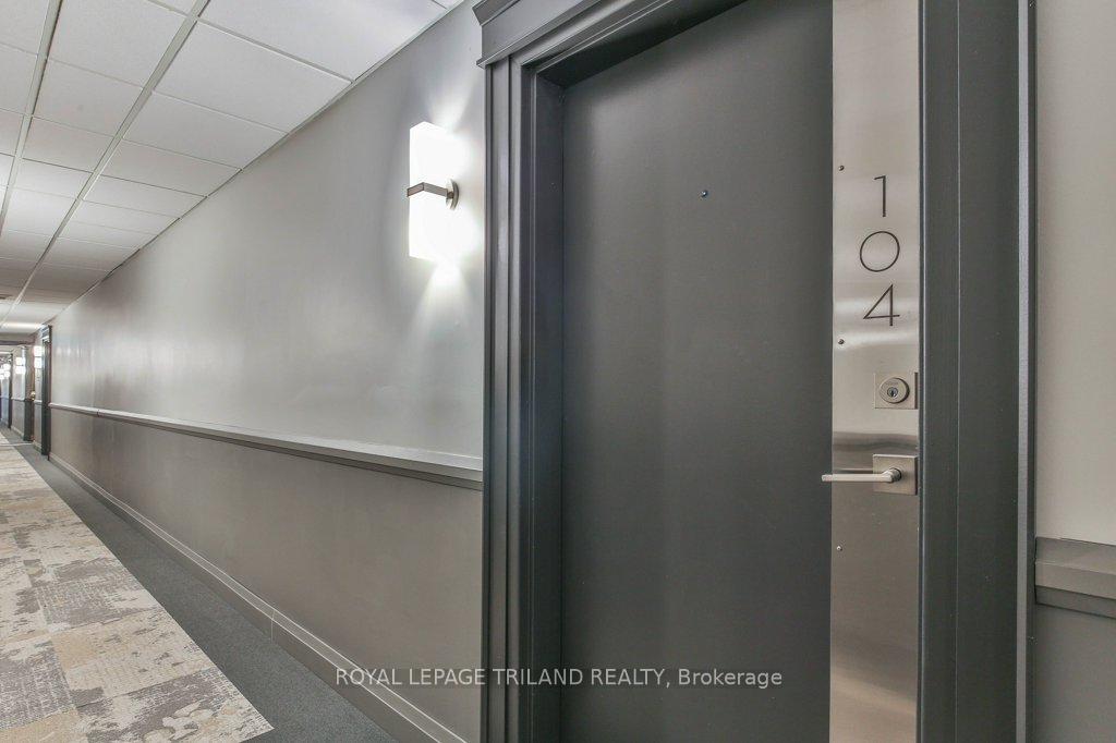 Photo 8 of Unit 104, 5 Jacksway Crescent, London, North G — HOMEH