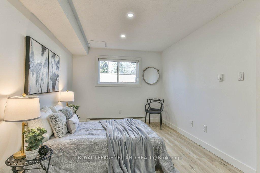 Photo 23 of Unit 104, 5 Jacksway Crescent, London, North G — HOMEH