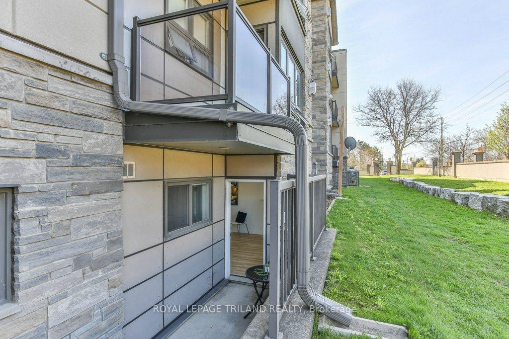 Photo 35 of Unit 104, 5 Jacksway Crescent, London, North G — HOMEH