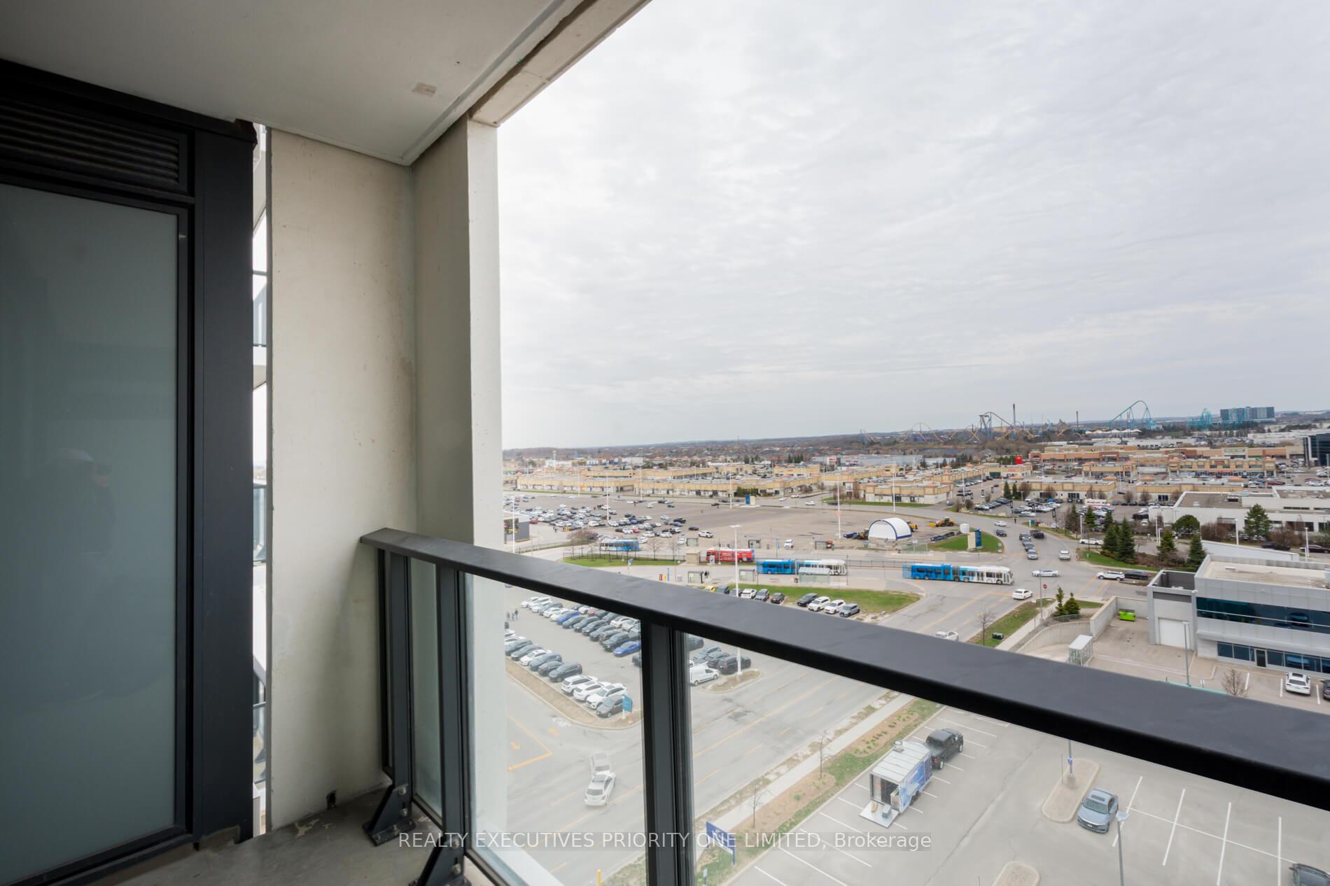 Photo 19 of Unit 923, 9000 Jane Street, Vaughan, Vellore Village — HOMEH