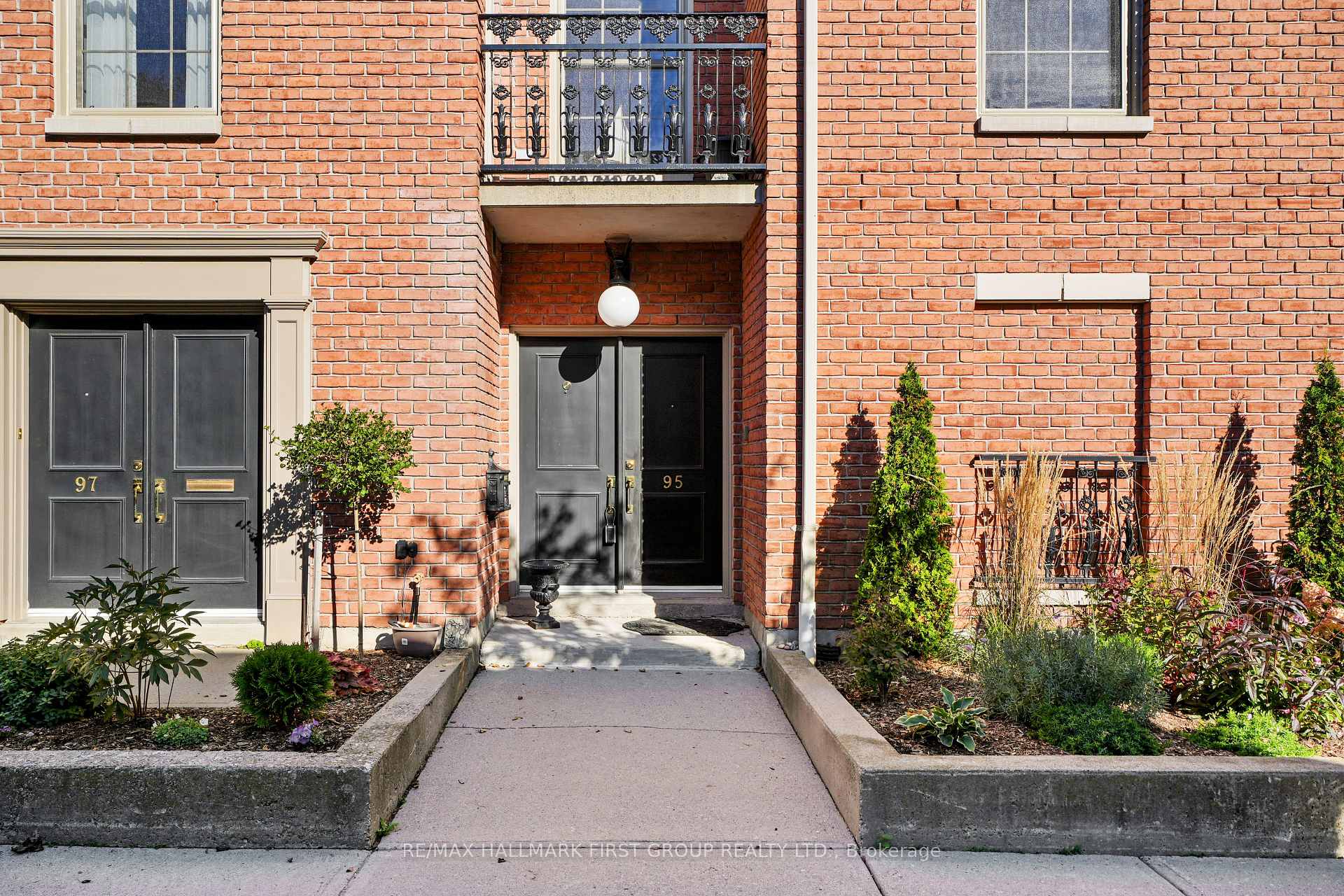 Photo 3 of Unit 107, 95 Robert's Row, Cobourg — HOMEH